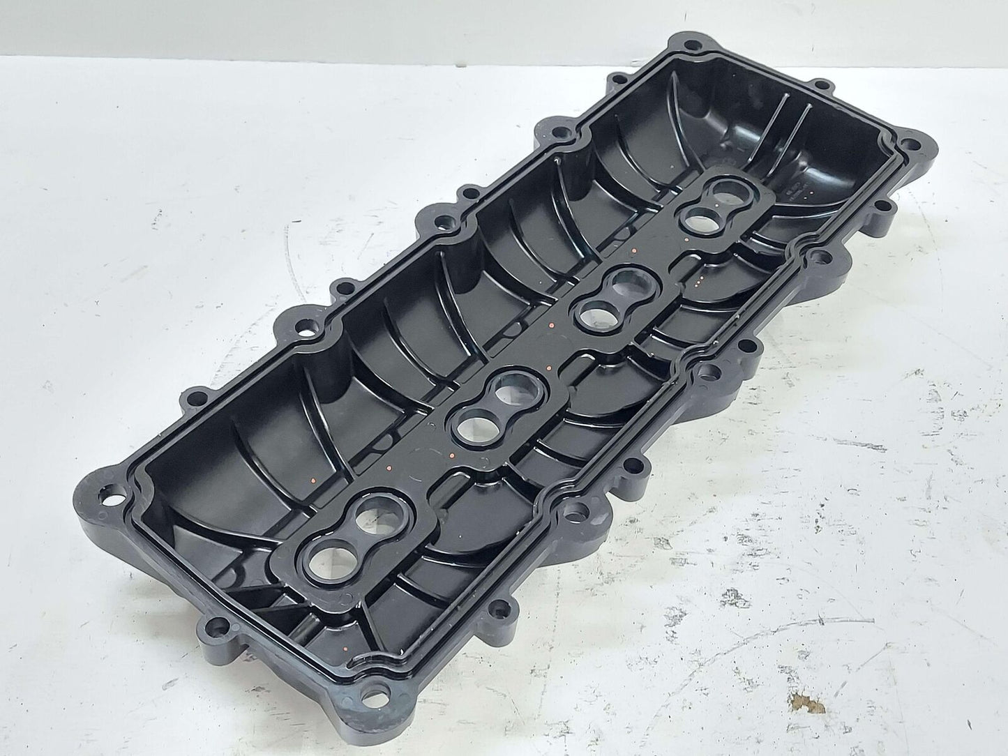 09-23 DODGE CHARGER 6.4L RIGHT VALVE COVER SRT8 ESG 53022086AD