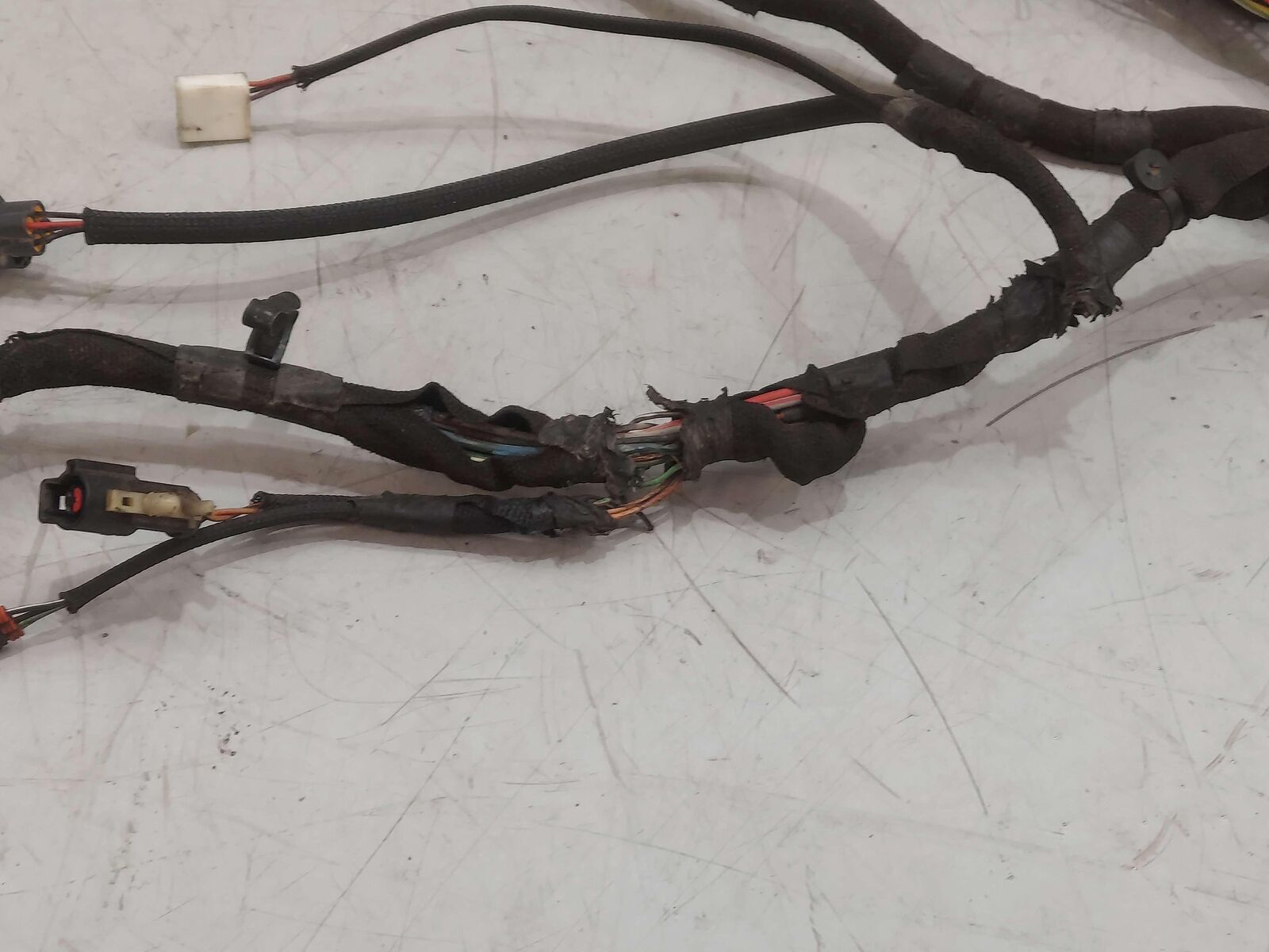 2006 FORD GT GT40 SUPERCAR FRONT BODY WIRE HARNESS 4G7V-14290-J4CPO *DAMAGED OEM