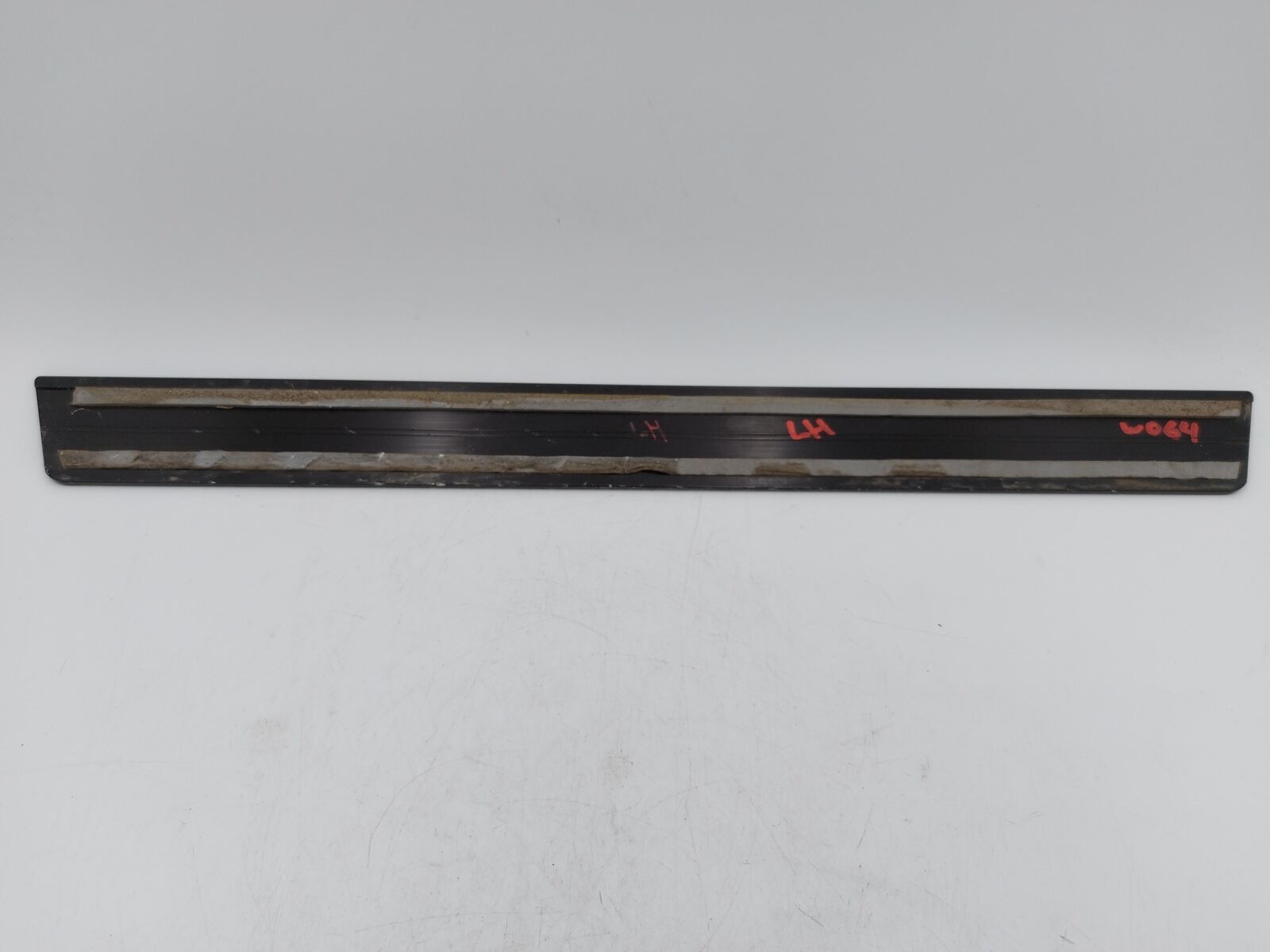 2015 TOYOTA TUNDRA LH LEFT Sill Plate Metal 306K KM'S