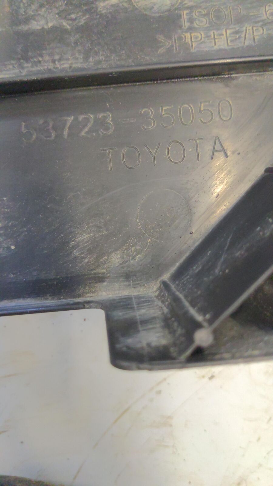 21 TOYOTA 4RUNNER ONLY 7K KM! REAR BUMPER COVER 53723-35050 *SCRATCHES*