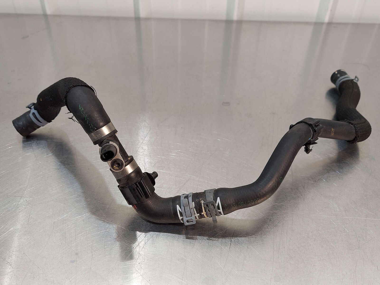 2023 Audi Q8 E-tron Quattro Coolant Pipe 4KE121036E