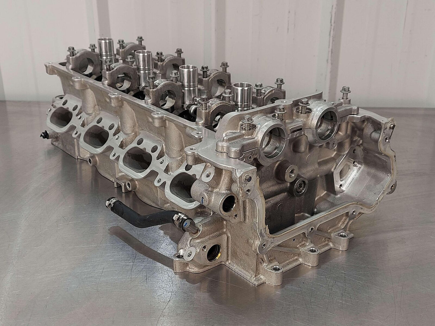 2020 Mclaren 720s Spider 4.0L LH Left Engine Cylinder Head 13F0552CP *Notes!!!*