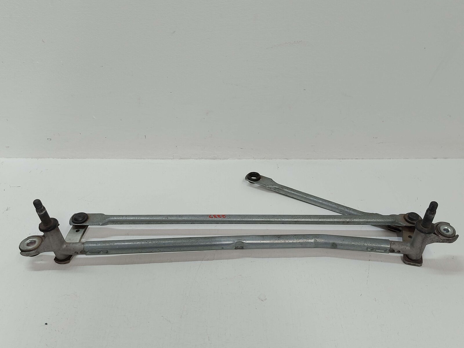 15-18 PORSCHE MACAN 95B S WINDSHIELD WIPER TRANSMISSION LINKAGE 95B955023C