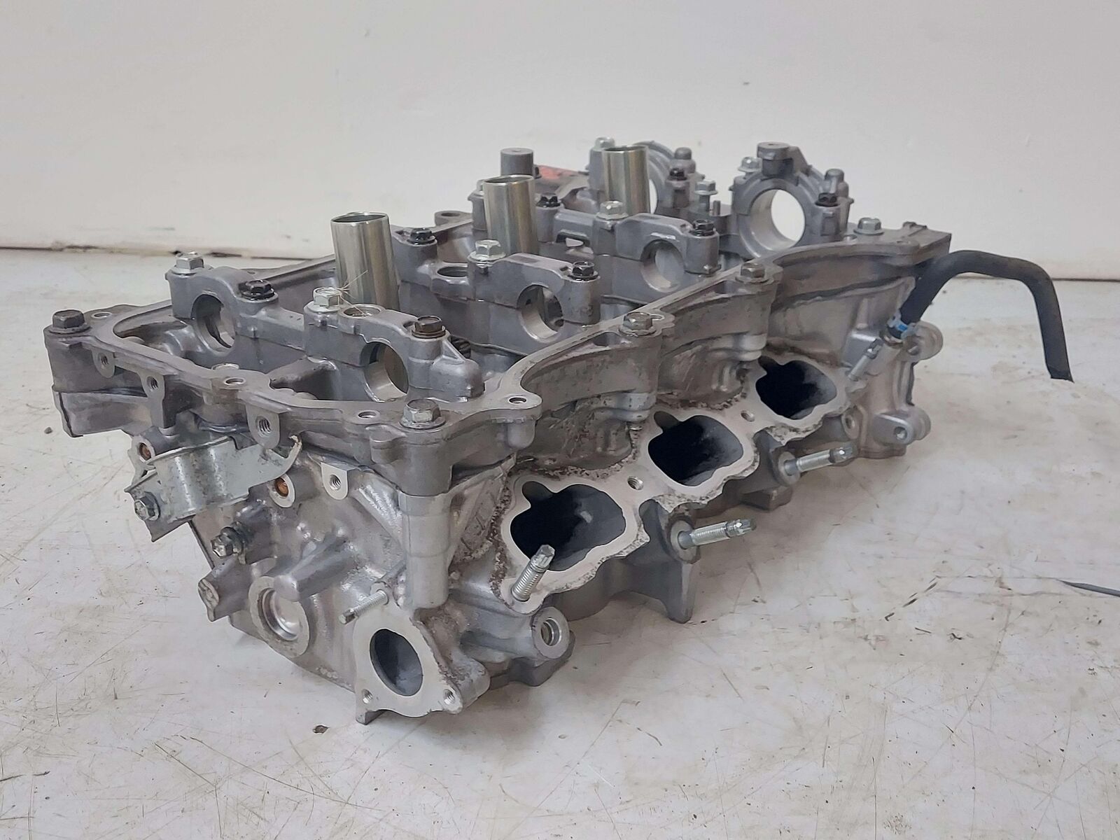 16-22 Toyota Tacoma 3.5L LH Left Engine Cylinder Head 2GRFKS 1110209182 *Notes*