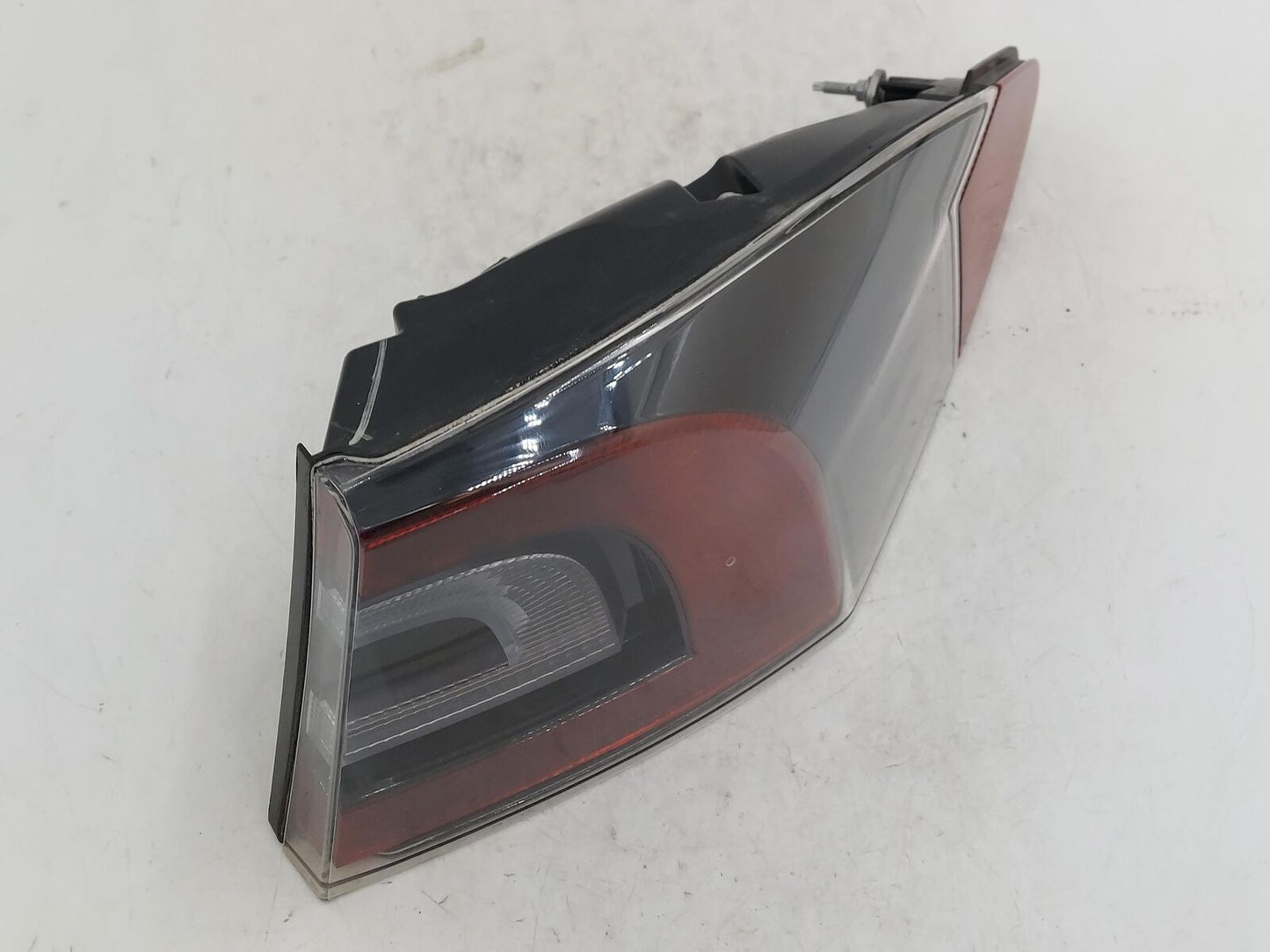 2013 Tesla S RH Right Tail Quarter Mounted Light Lamp 6005919