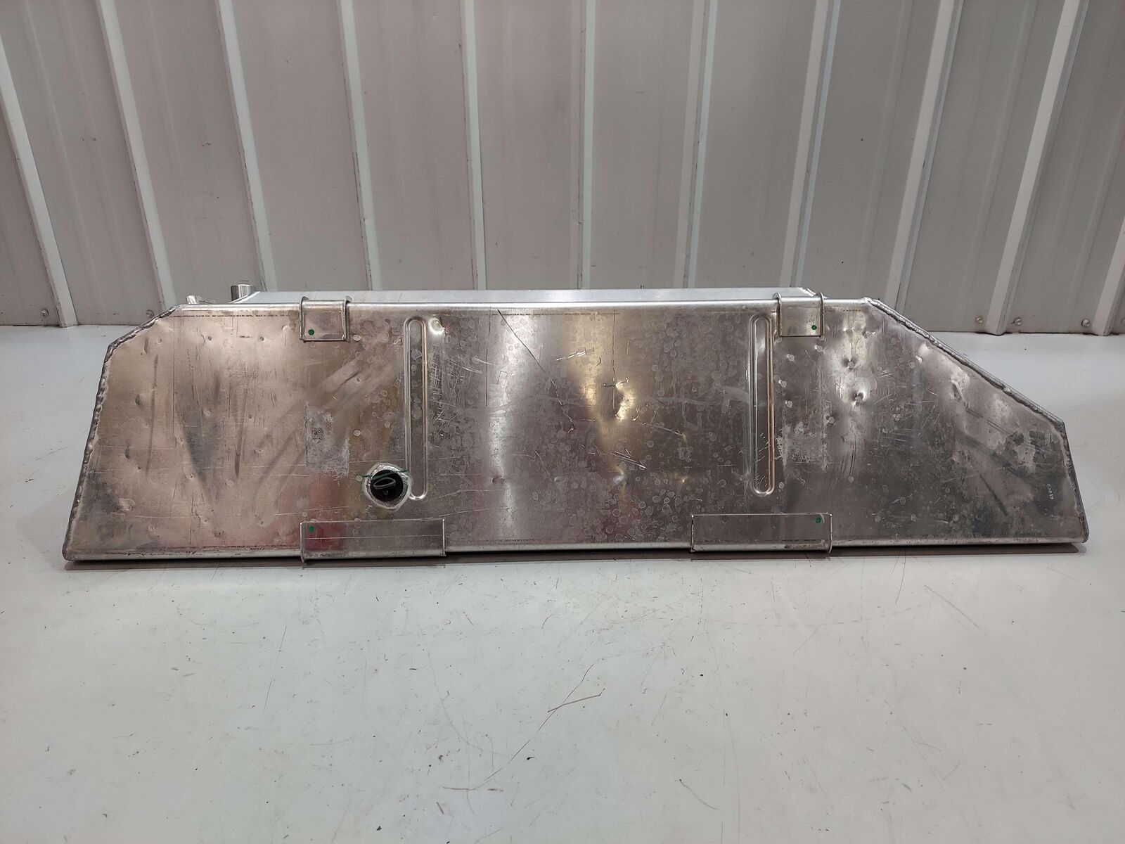 2016 MCLAREN 540C FUEL TANK *DENTS*