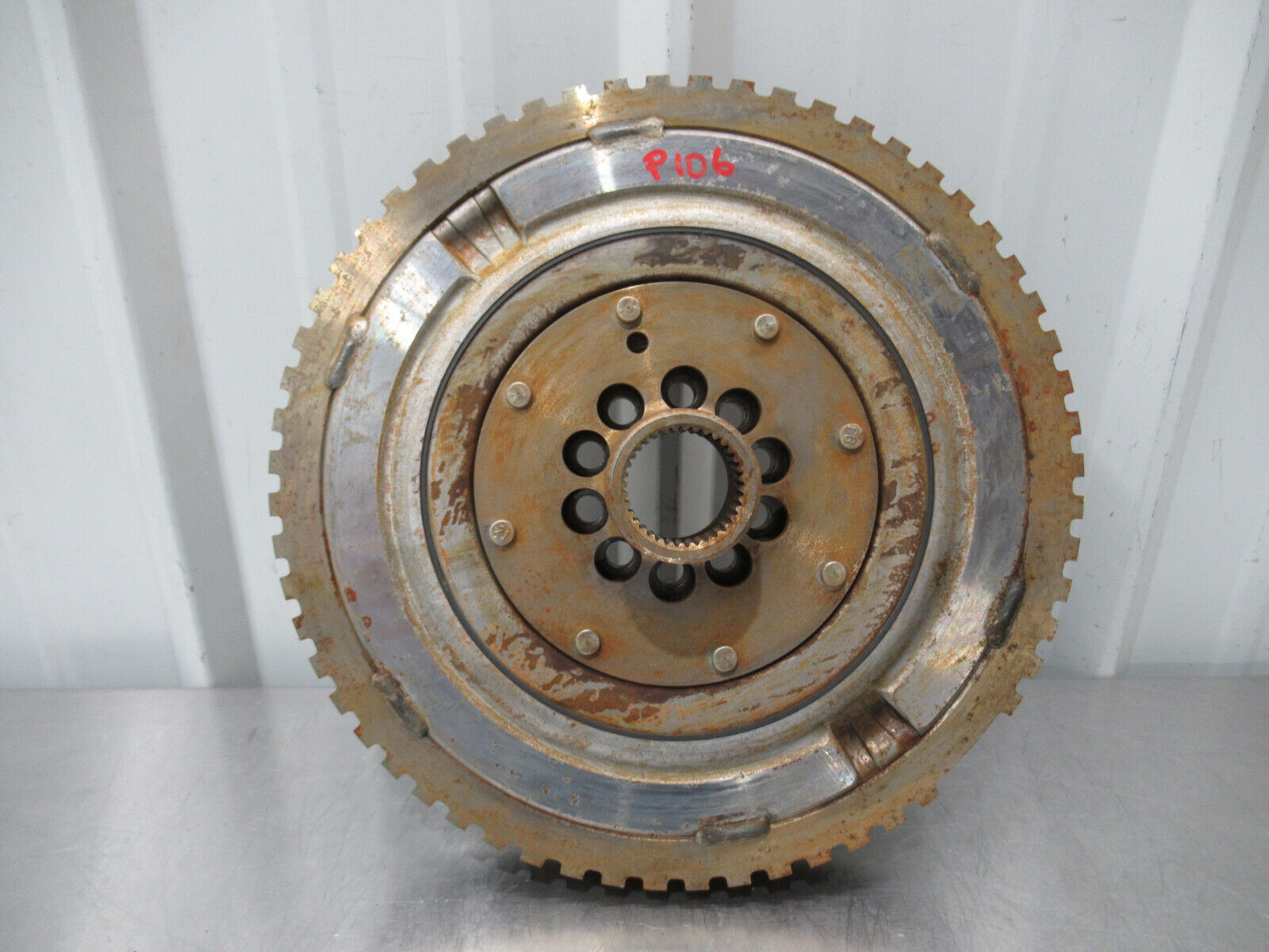 P106 2010 10 PORSCHE 911 AUTO 3.9 FLYWHEEL 9G111402001