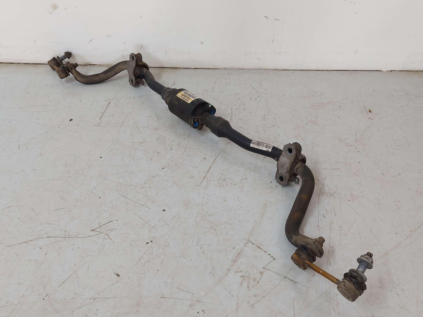 16-19 MERCEDES GLE63S AMG W166 Rear Active Stabilizer Sway Torsion Bar Gle63S 