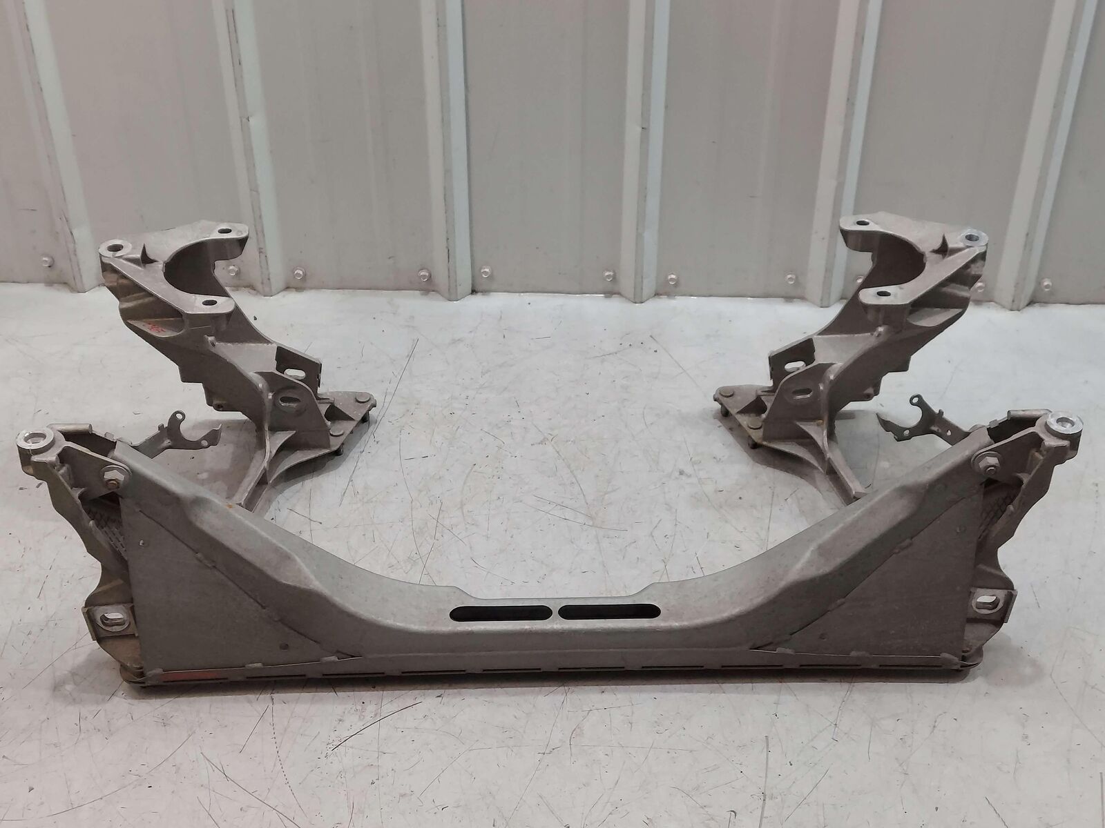 16 PORSCHE CAYMAN GT4 981 REAR SUB FRAME CROSSMEMBER CRADLE W/ SIDE END SECTIONS