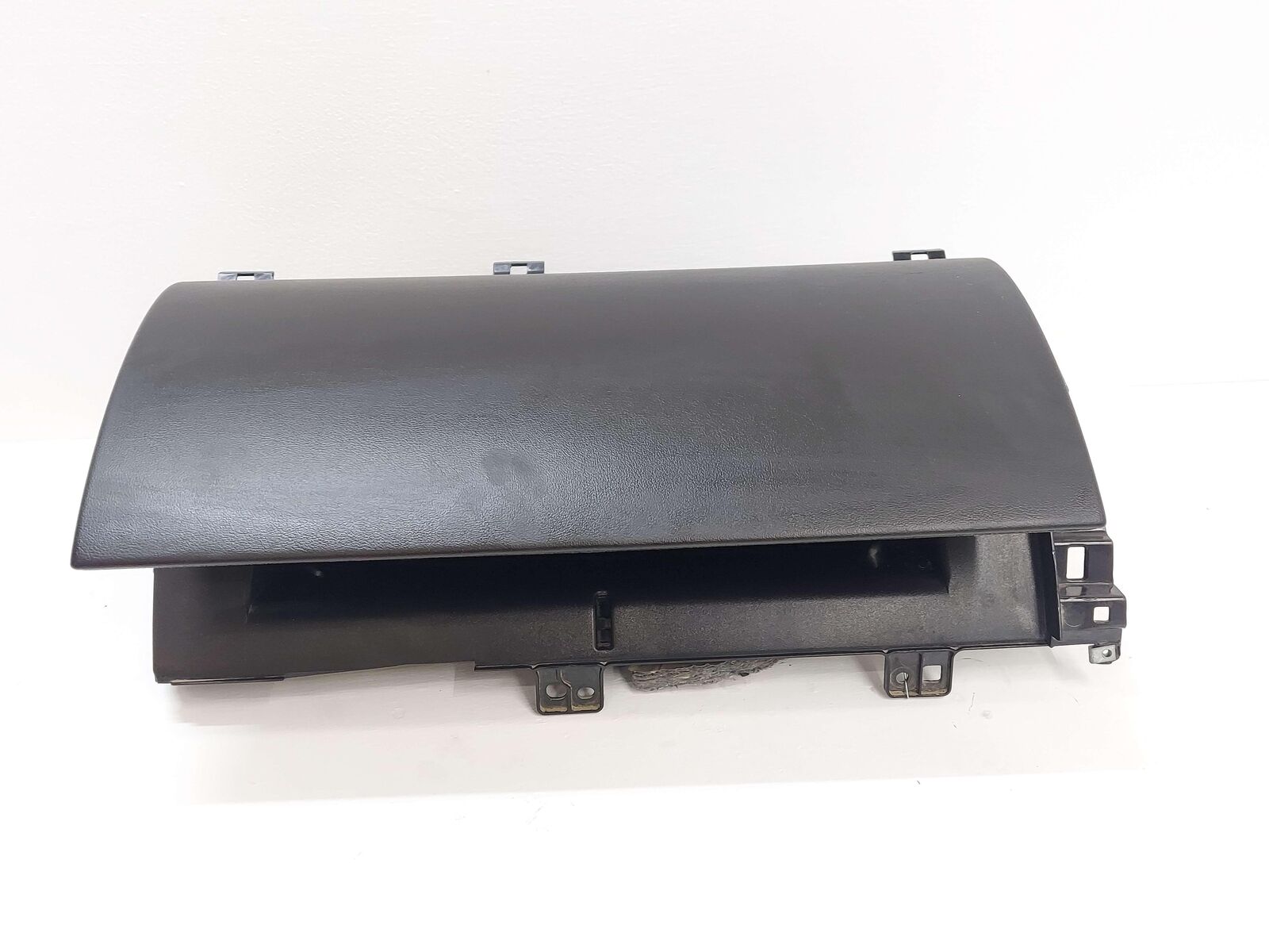 09-15 JAGUAR XF X250 DASH GLOVE BOX CHARCOAL BLACK C2Z11188LEG *SCRATCHED*