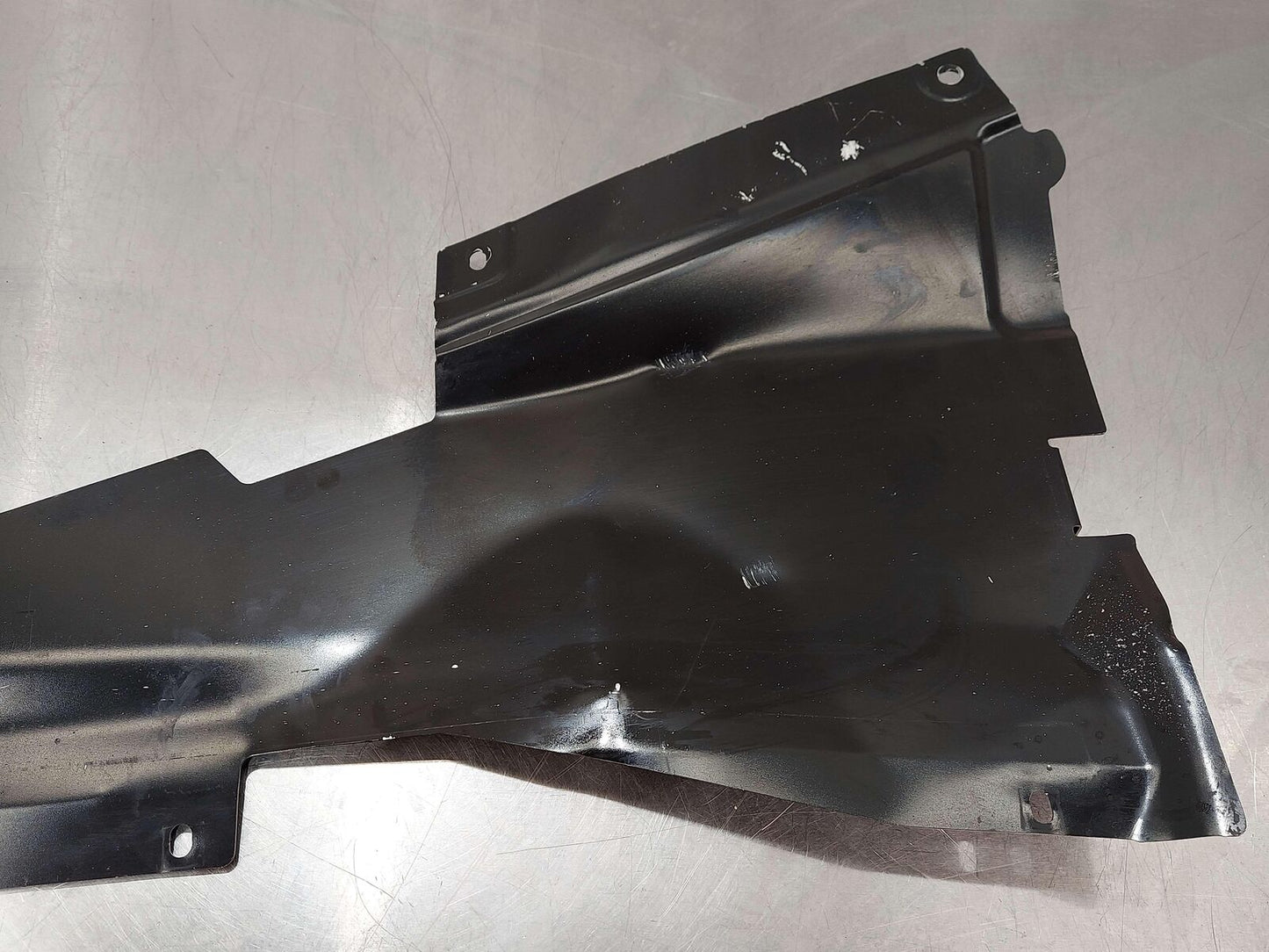 2018 Mclaren 570s Rear RH Right Quarter Splash Guard Skid Plate 13A3544CP