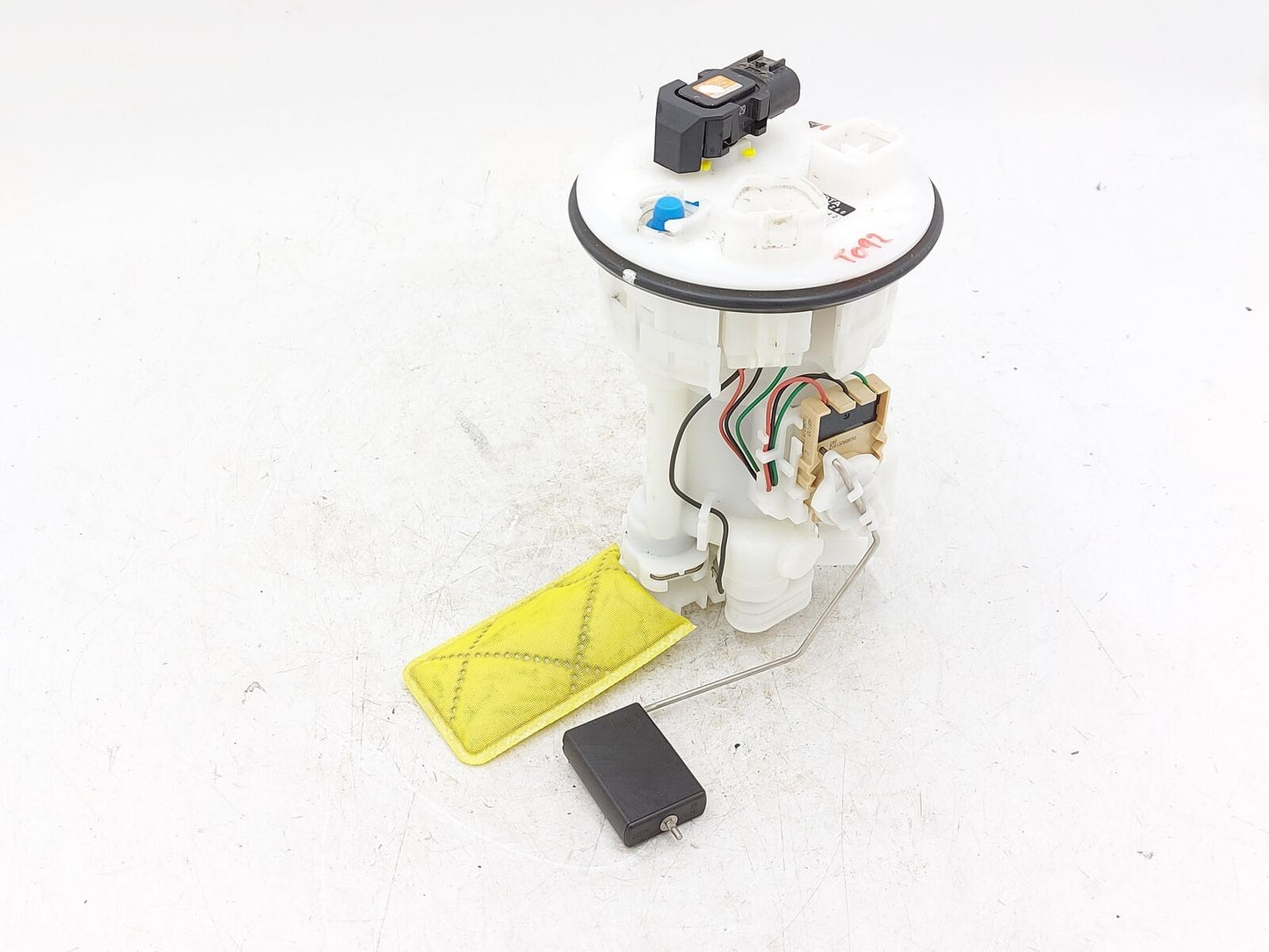 16-22 Lexus RX450 Hybrid Fuel Pump 77020-48260 89461-48020