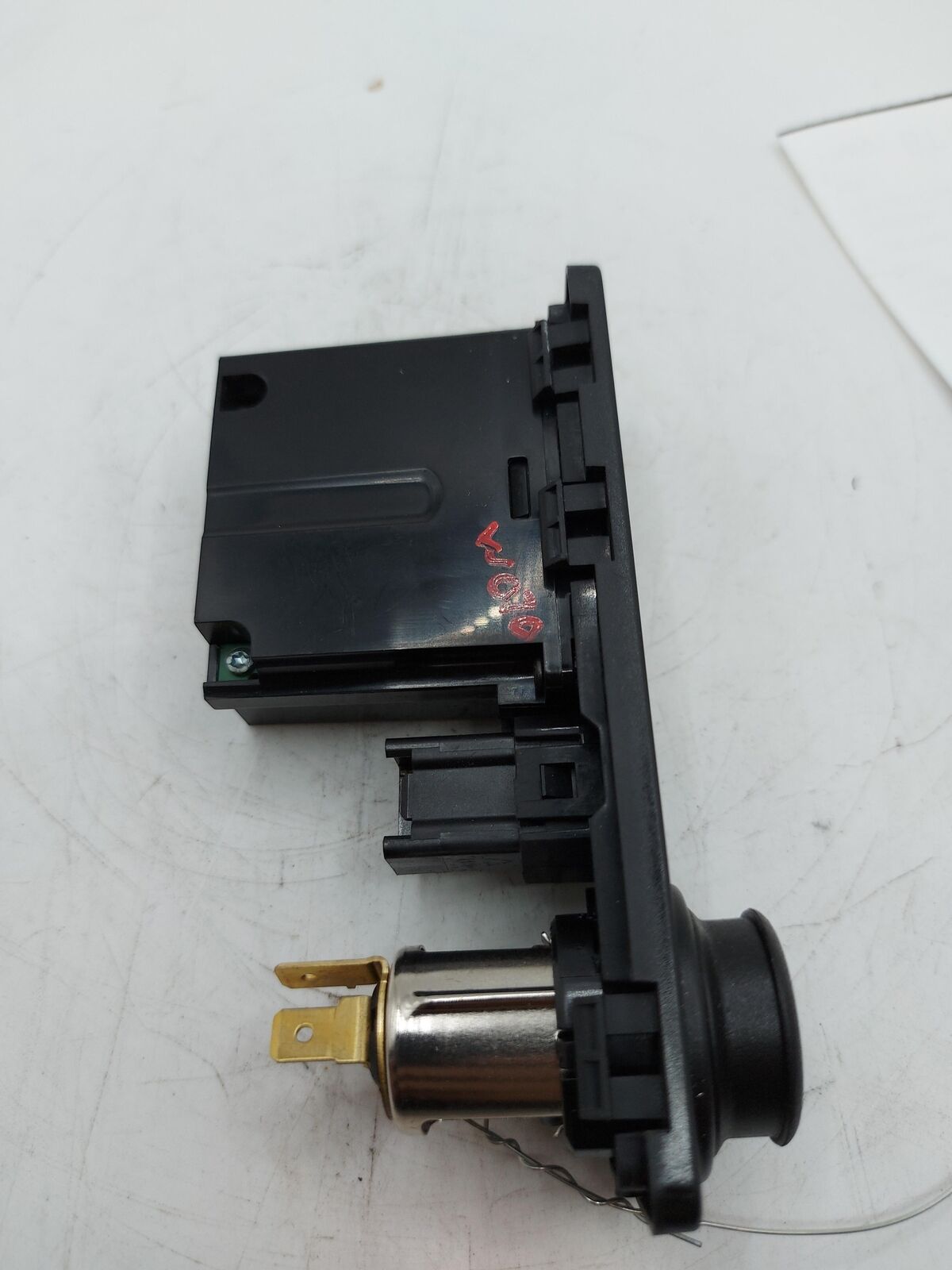 13 RANGE ROVER EVOQUE Usb Auxillary Jack Port In Console A2C5336865900