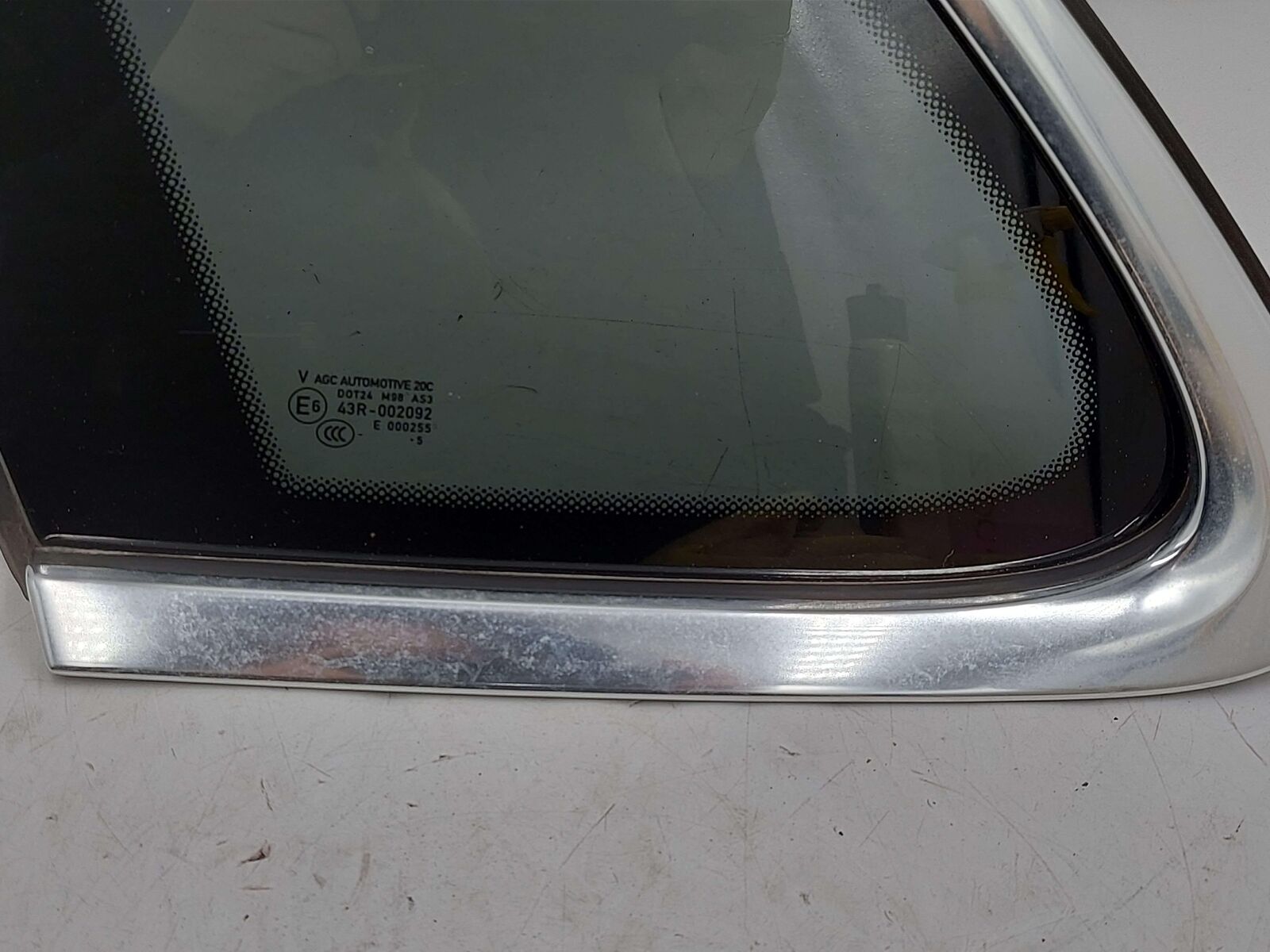 15-18 PORSCHE MACAN S 95B LEFT QUARTER WINDOW GLASS 95B845297XB *NOTE