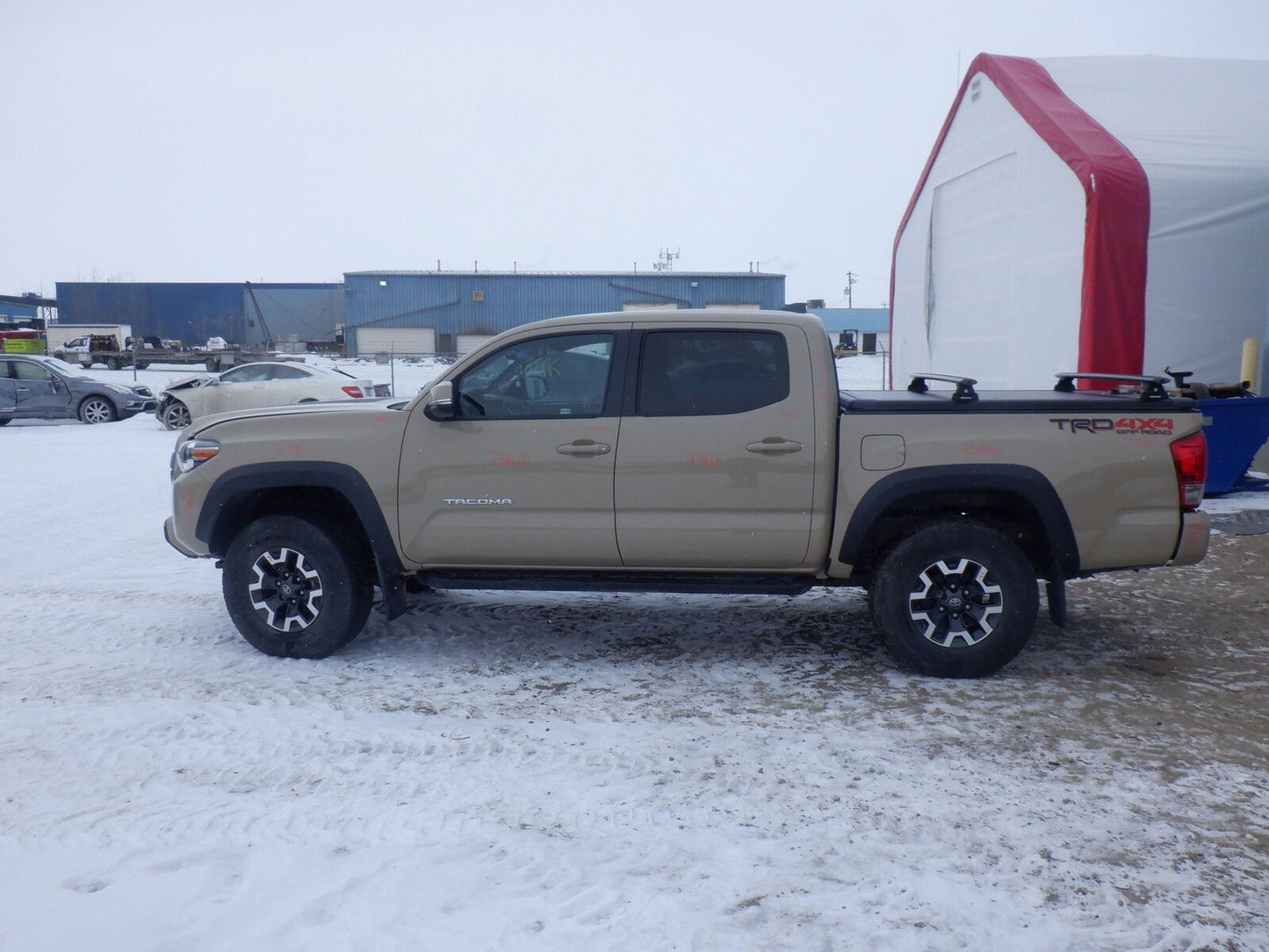 16-22 TOYOTA TACOMA Rear Axle Electronic Locking Crew Cab 3.6L AT 3.91 90K KM'S