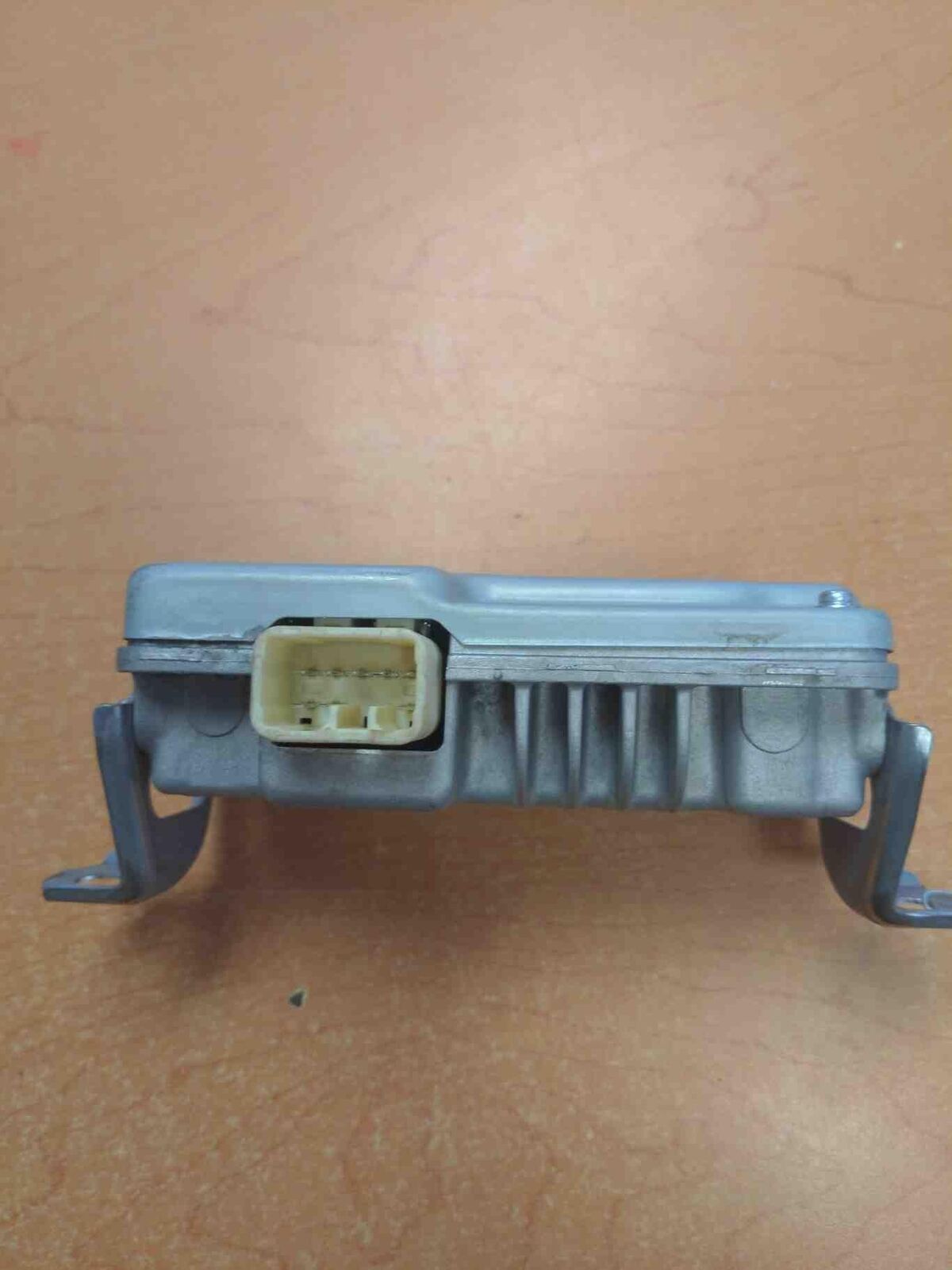 14-19 TOYOTA HIGHLANDER *DCX* DC TO AC INVERTER CONTROL MODULE G92A0-48270