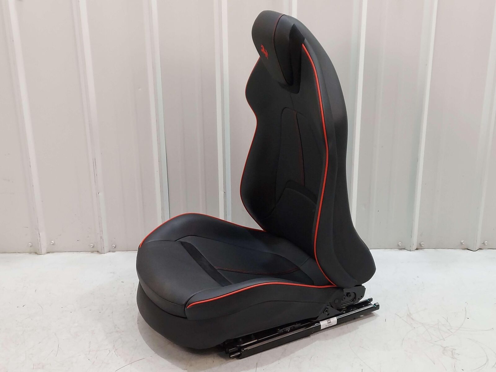 2021 FERRARI ROMA F169 FRONT RH RIGHT SEAT RH BLACK W/ RED PIPING