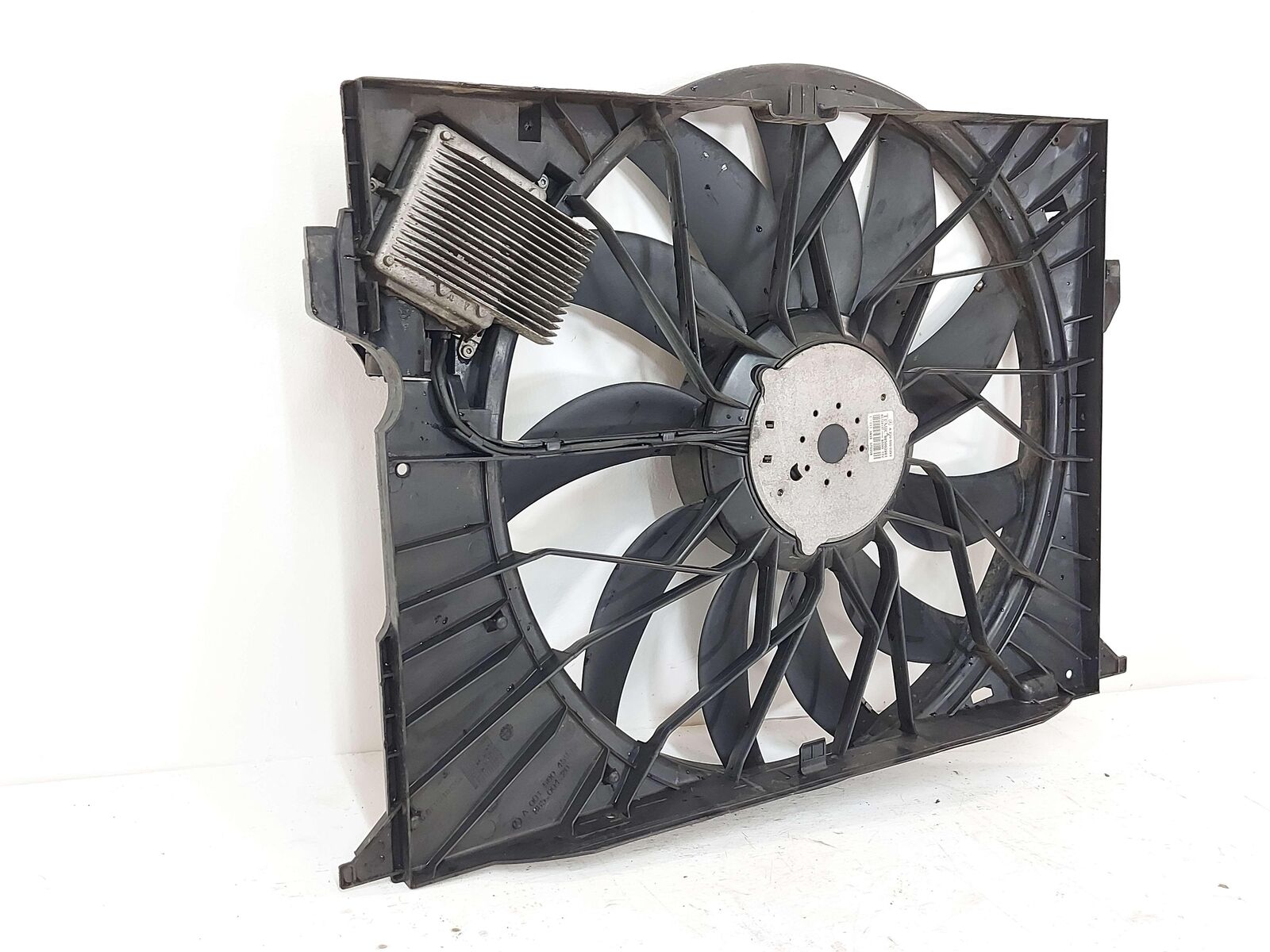 07-09 MERCEDES S63 AMG W221 ELECTRIC COOLING FAN MOTOR 850W A2115001893