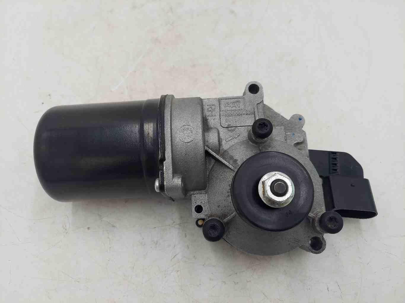 16-19 MERCEDES GLE63s AMG W166 Front Wiper Motor W000017806 1668200742