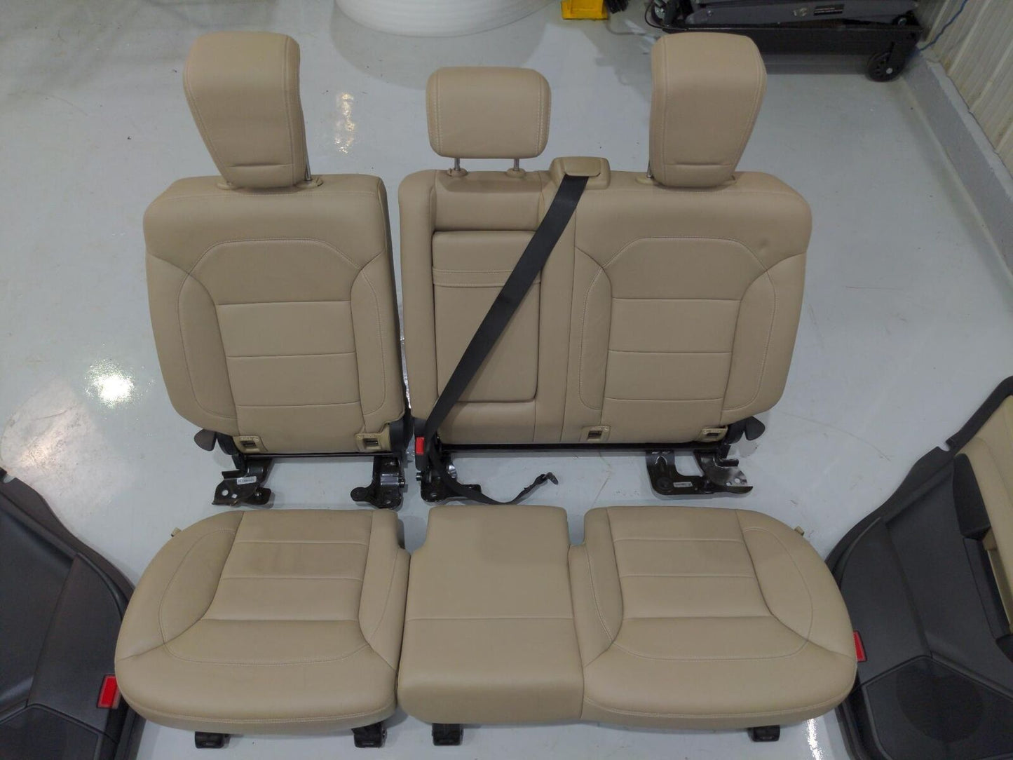 12-16 MERCEDES ML350 W166 Biege Interior Front Rear Seat Door Panels *notes*