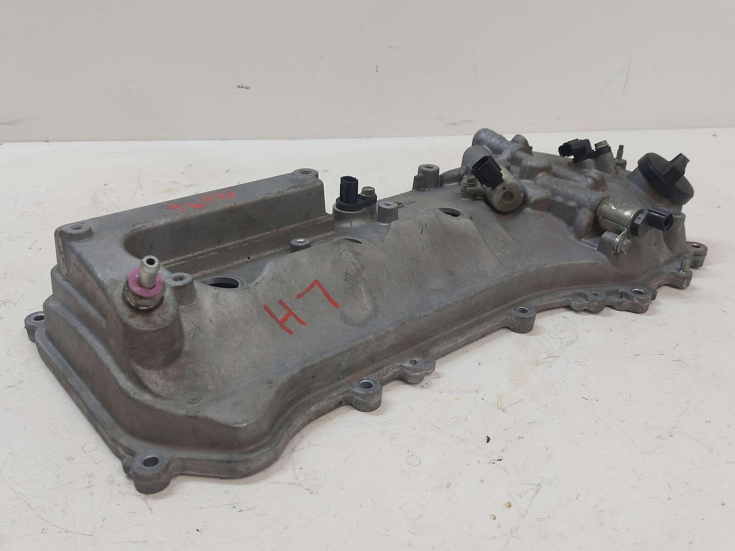 15-17 Lexus RC350 3.5L LH Left Engine Motor Valve Cover 1120231022