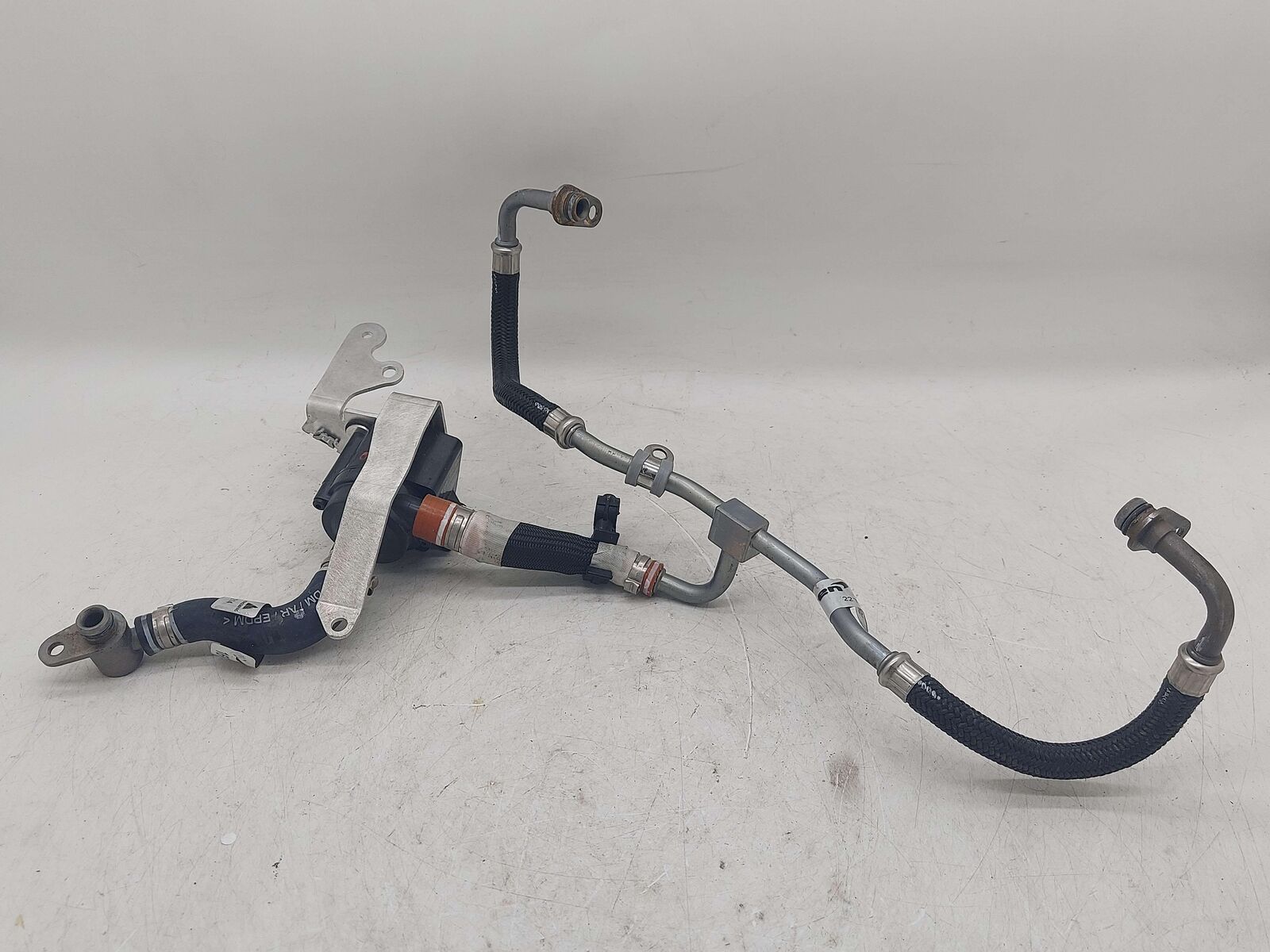 2023 MCLAREN ARTURA COOLANT WATER PUMP AUXILIARY PIERBURG WATER PUMP