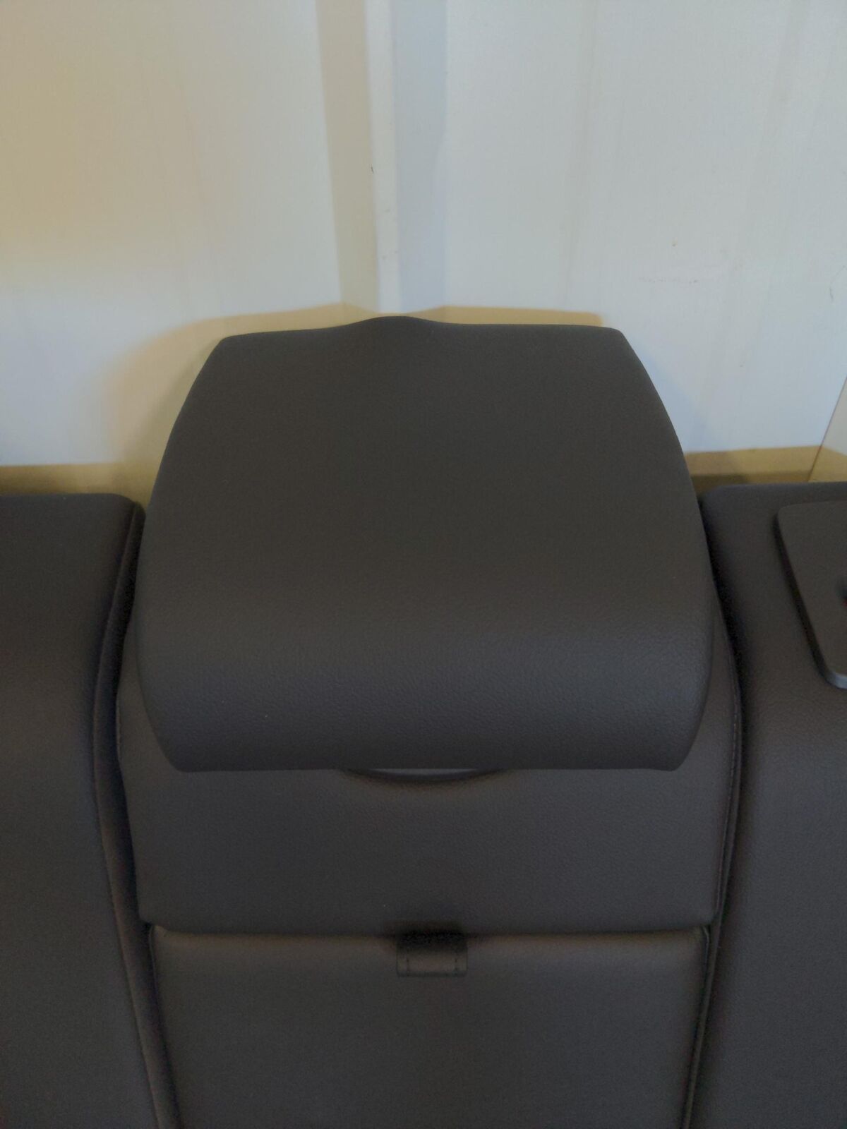 19 JAGUAR F-PACE Rear Seat SET Black Leather Tan Stitching With Armrest *NOTES*