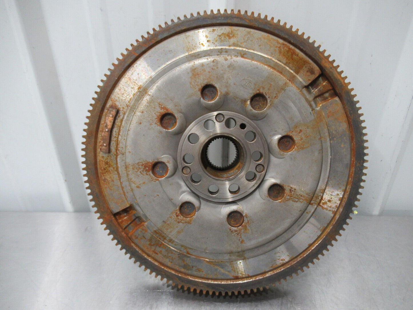 P106 2010 10 PORSCHE 911 AUTO 3.9 FLYWHEEL 9G111402001