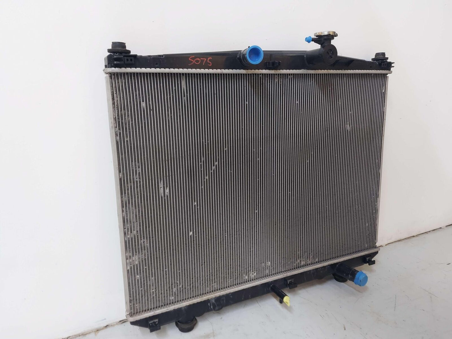 14-19 TOYOTA HIGHLANDER COOLANT RADIATOR HYBRID 3.5L ENGINE RADIATOR *FINS BENT*