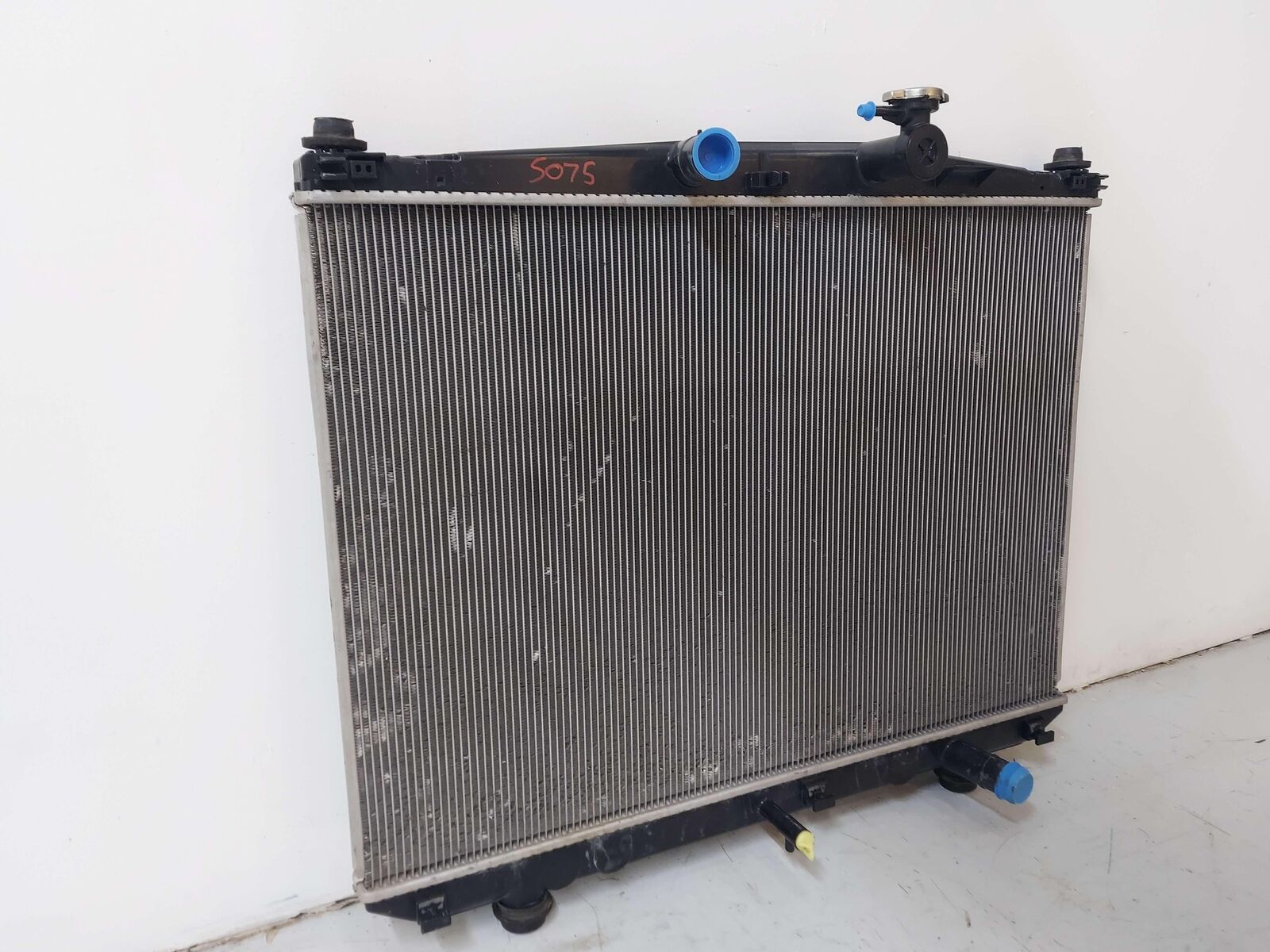 14-19 TOYOTA HIGHLANDER COOLANT RADIATOR HYBRID 3.5L ENGINE RADIATOR *FINS BENT*