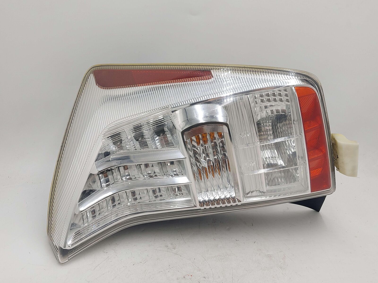 12-15 TOYOTA PRIUS RIGHT TAIL LIGHT LAMP *NOTE