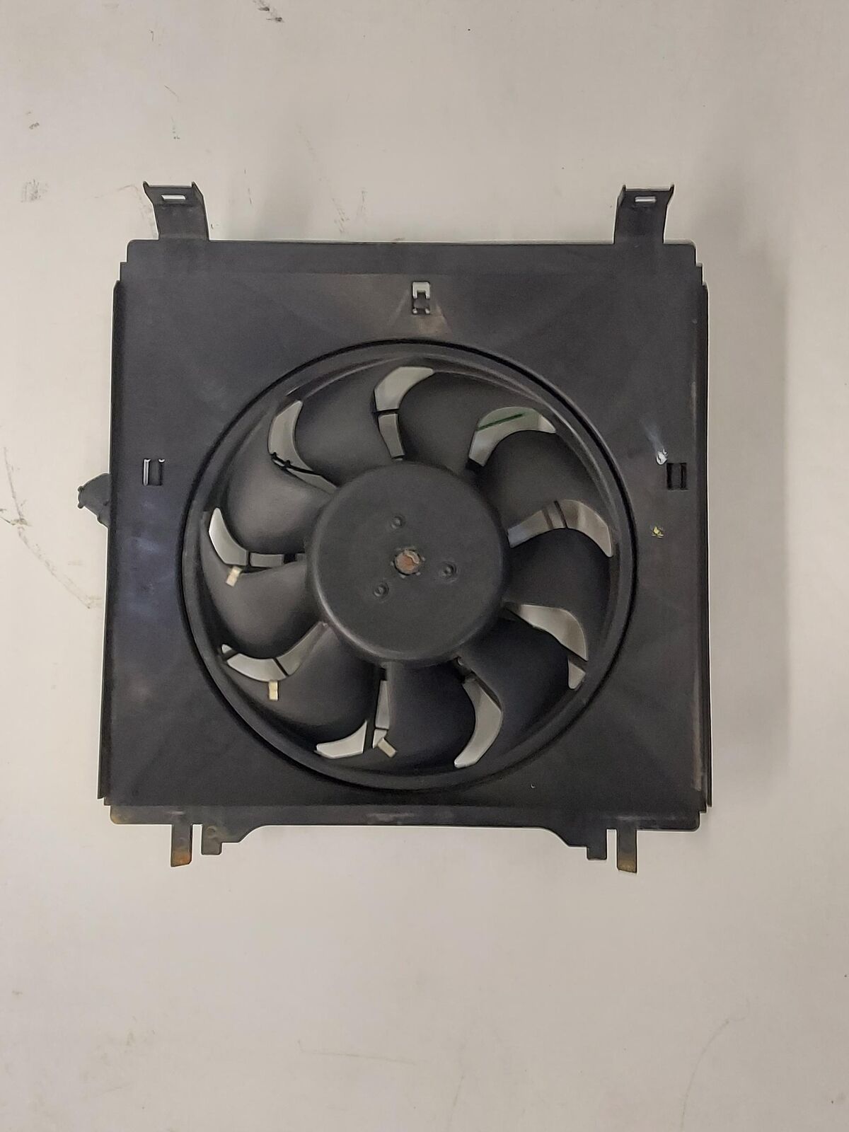 99-05 Porsche 911 996 Carrera Cabriolet Left Electric Cooling Motor Fan Radiator