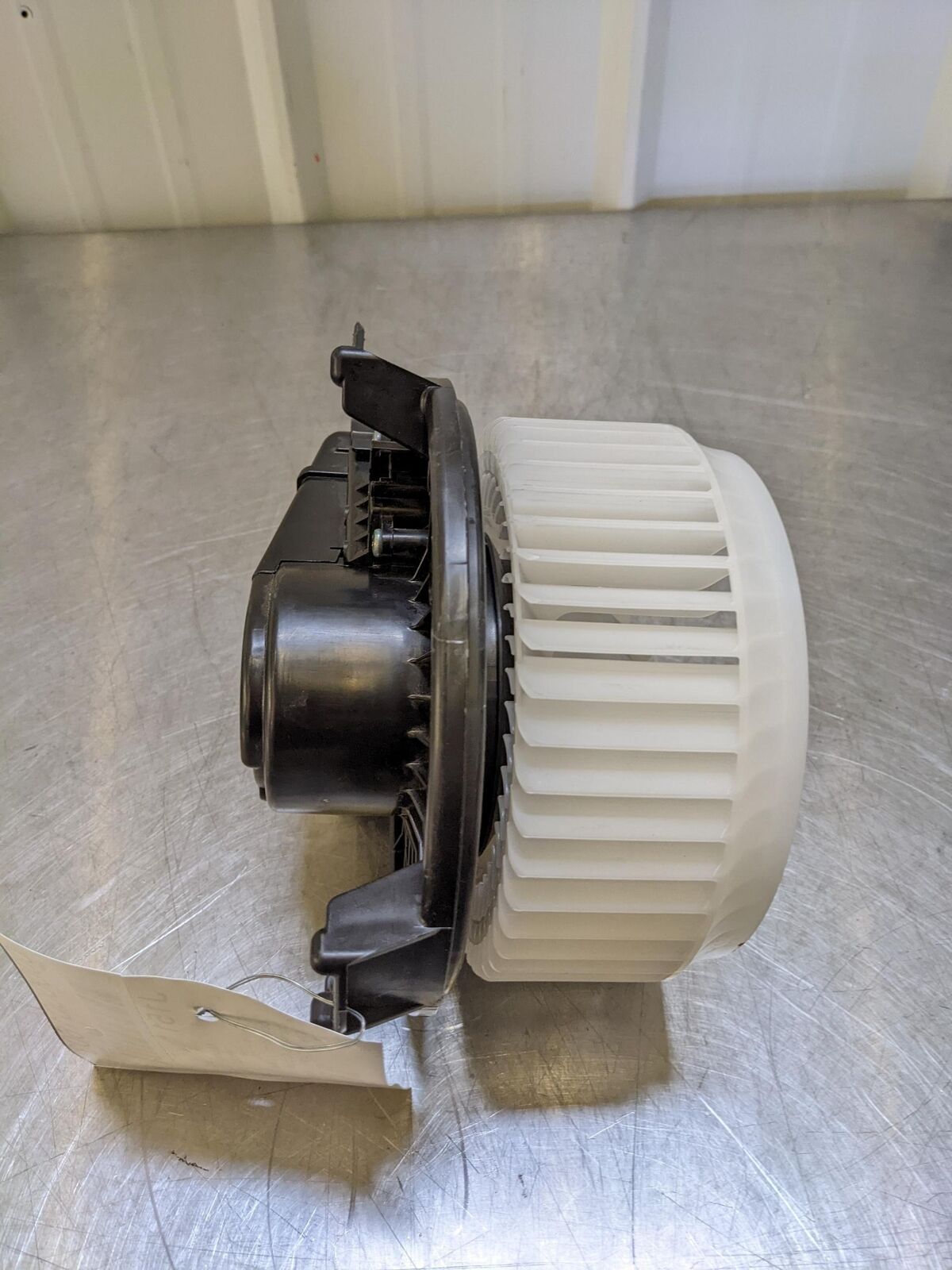 14-20 DODGE JOURNEY FRONT Blower Motor FAN