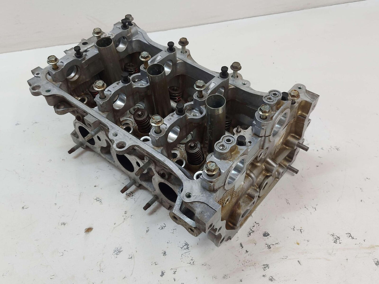 12-23 TOYOTA 4RUNNER RIGHT ENGINE MOTOR CYLINDER HEAD 4.0L 1GRFE