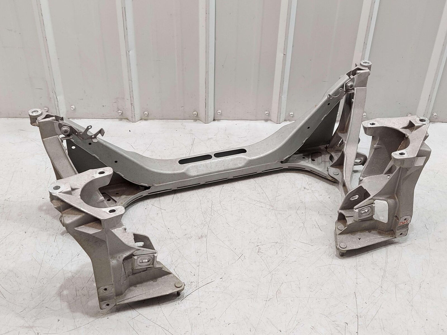 16 PORSCHE CAYMAN GT4 981 REAR SUB FRAME CROSSMEMBER CRADLE W/ SIDE END SECTIONS