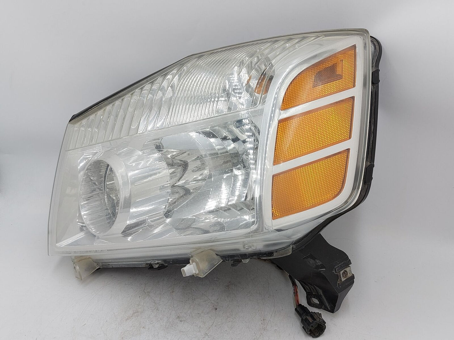 08-15 NISSAN TITAN LH Left Headlamp *Notes* 4ASX-1300-A