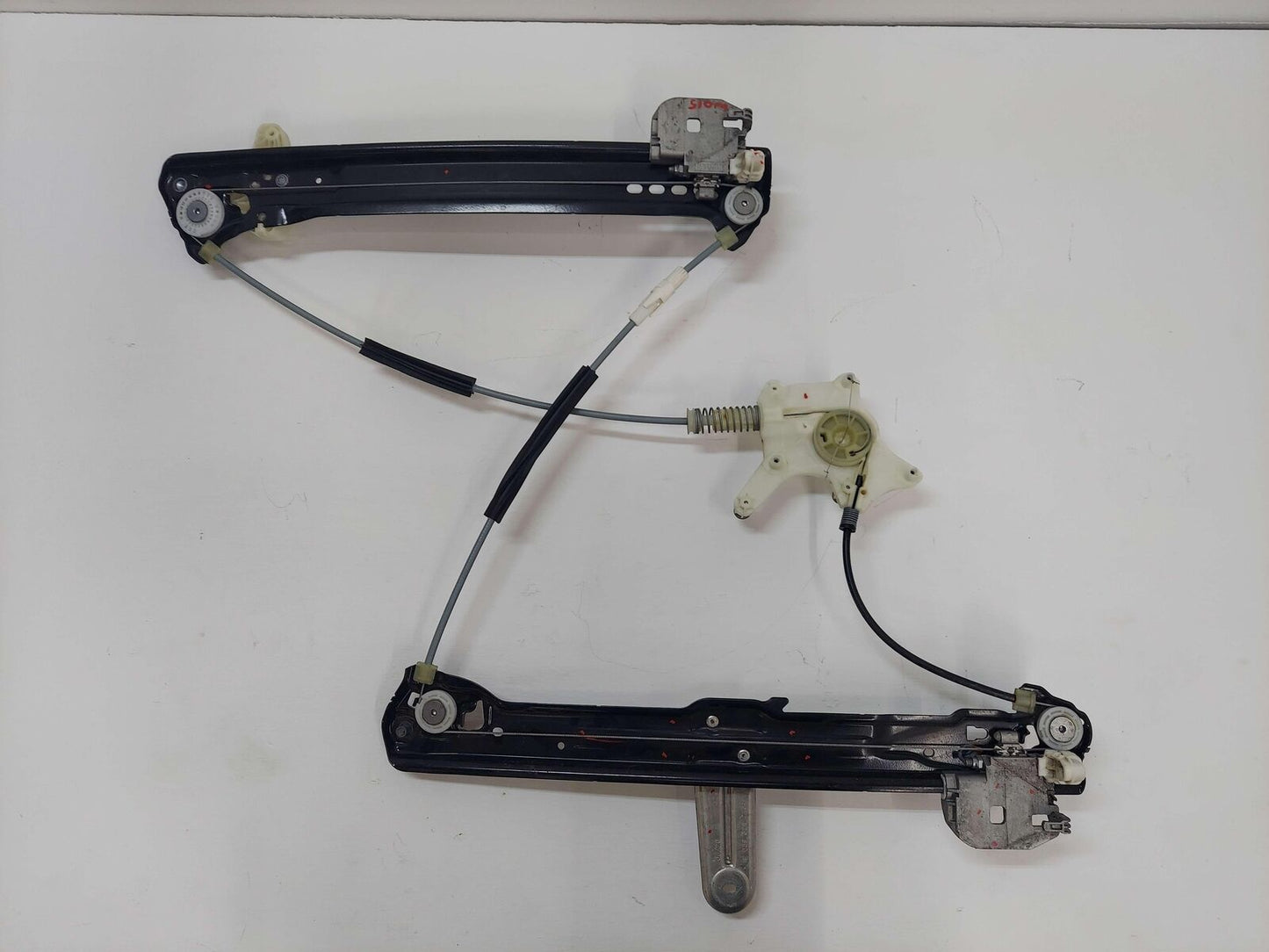 2020 PORSCHE TAYCAN FRONT LEFT DOOR WINDOW REGULATOR 9J1837401C 059324209B