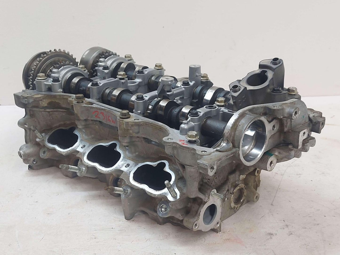 16-22 TOYOTA TACOMA 3.5L RH RIGHT VACUUM PUMP STYLE ENGINE CYLINDER HEAD 2GRFKS