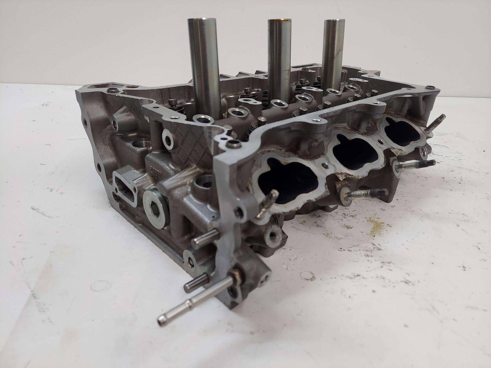 16-22 TOYOTA TACOMA 3.5L RH RIGHT ENGINE MOTOR CYLINDER HEAD 1110180001