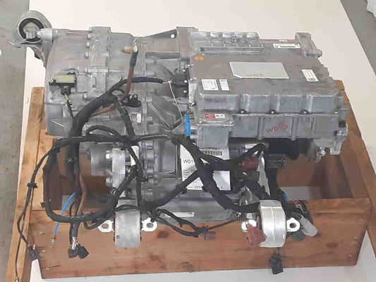 2020 PORSCHE TAYCAN 4S Engine Rear motor drive unit 10k km's! 9J1901153B