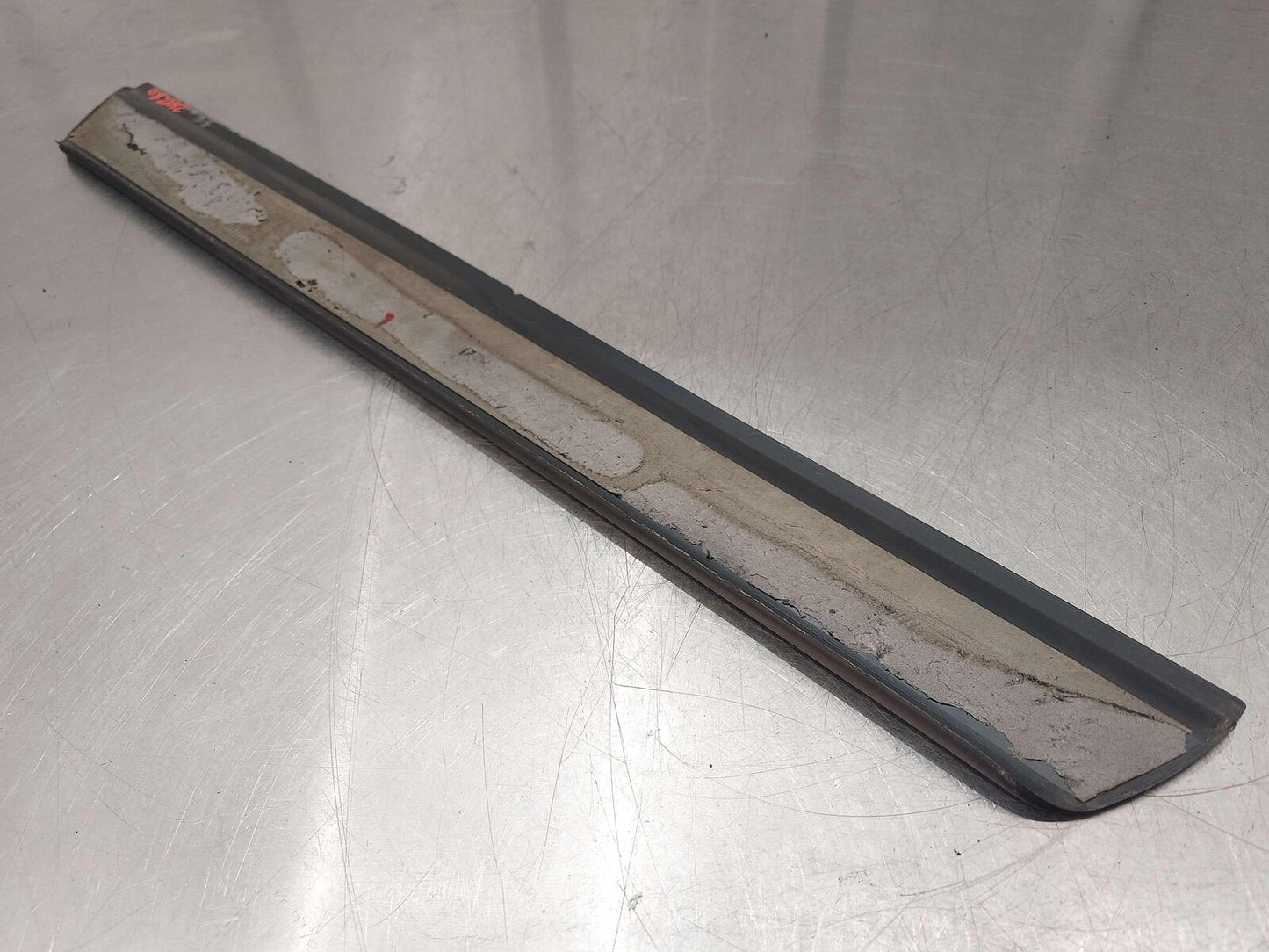 2001 PORSCHE 911 996 CARRERA LEFT SCUFF SILL PLATE TRIM OUTER *NOTE