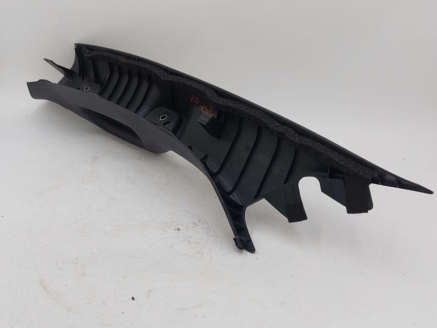 2020 TOYOTA TACOMA RH RIGHT A-PANEL TRIM BLACK 62211-04100