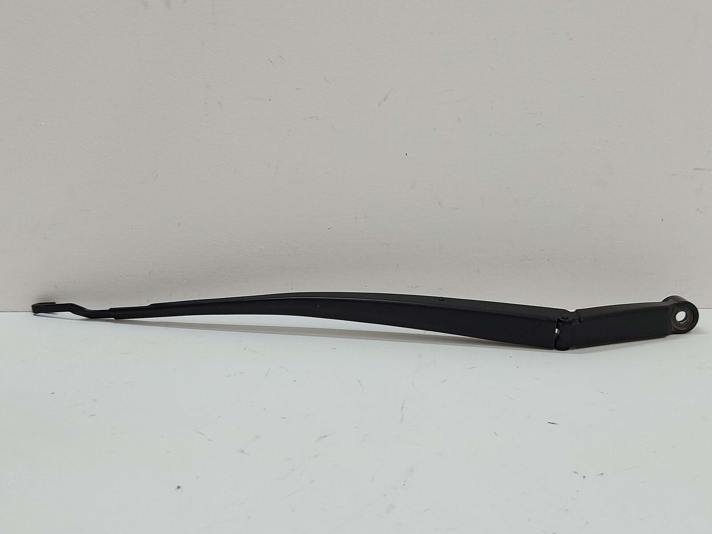 11-20 TOYOTA SIENNA SE LEFT WIPER ARM 8522108030 8522108020