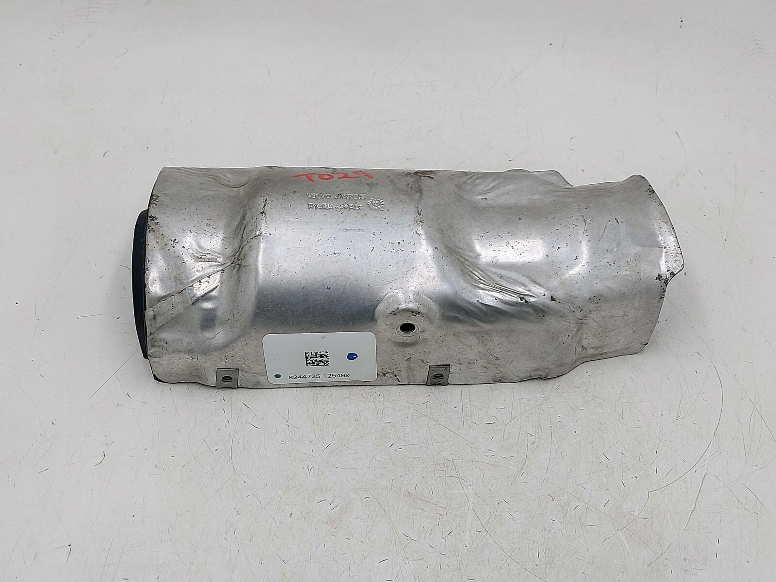 17 VOLVO S90 Intake Resonator Insulator 43KM'S 31437205