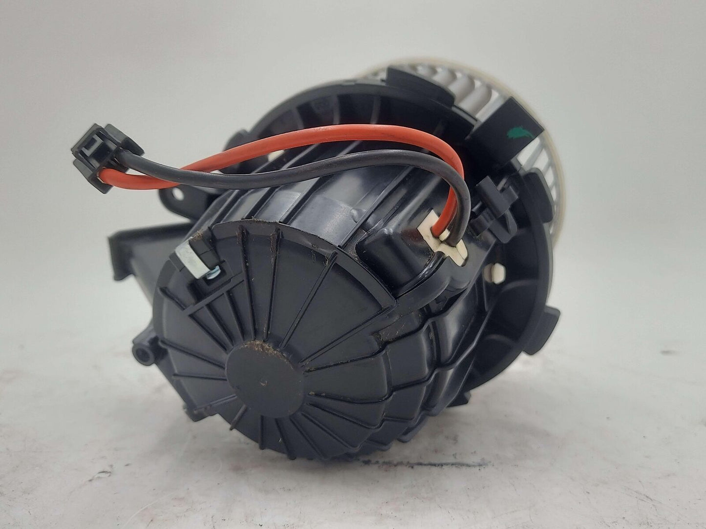 15-18 PORSCHE MACAN 95B S FRONT HVAC A/C HEATER BLOWER MOTOR 8T2820021