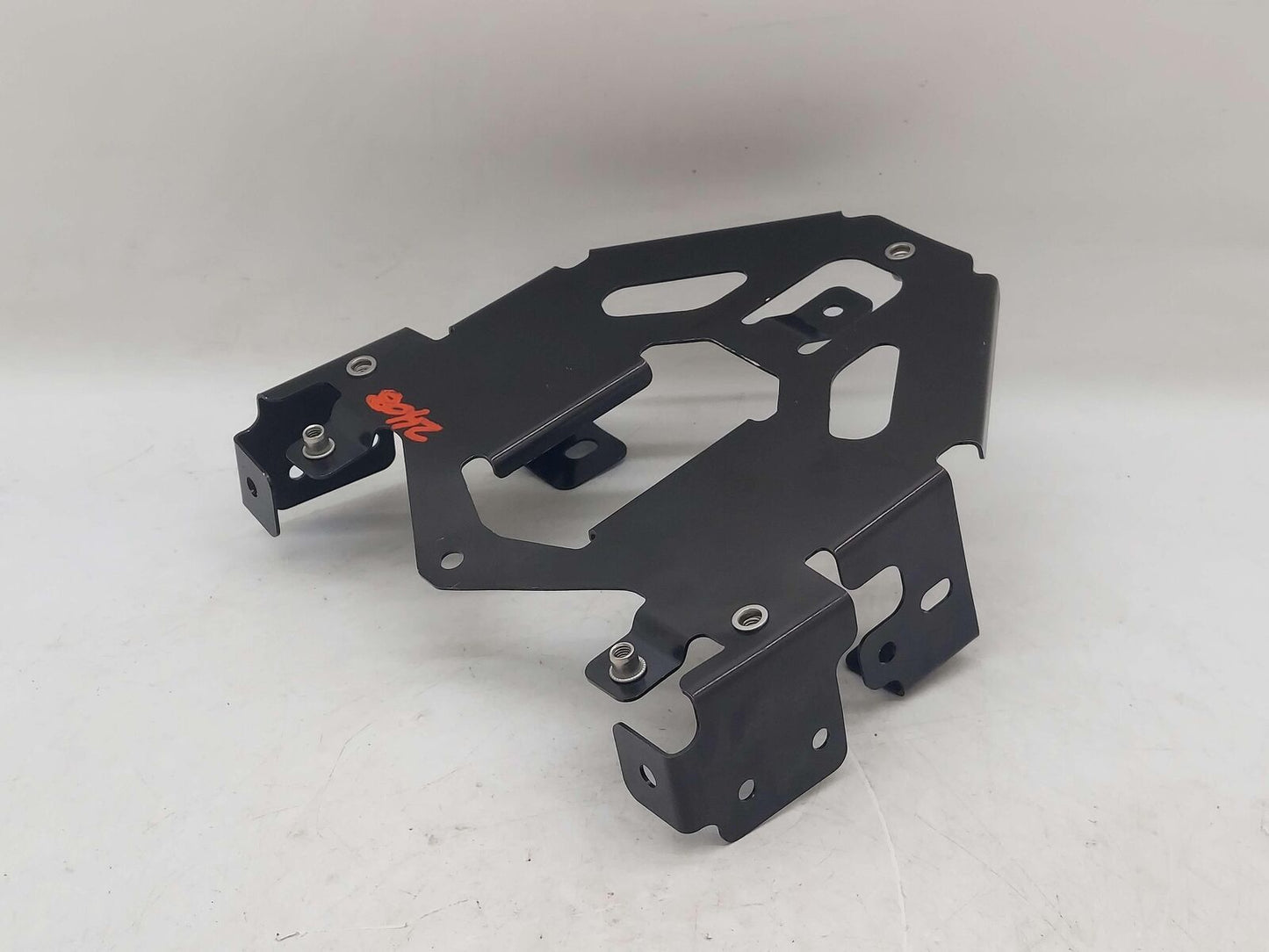 2023 MCLAREN ARTURA MODULE MOUNT 16MA835CP