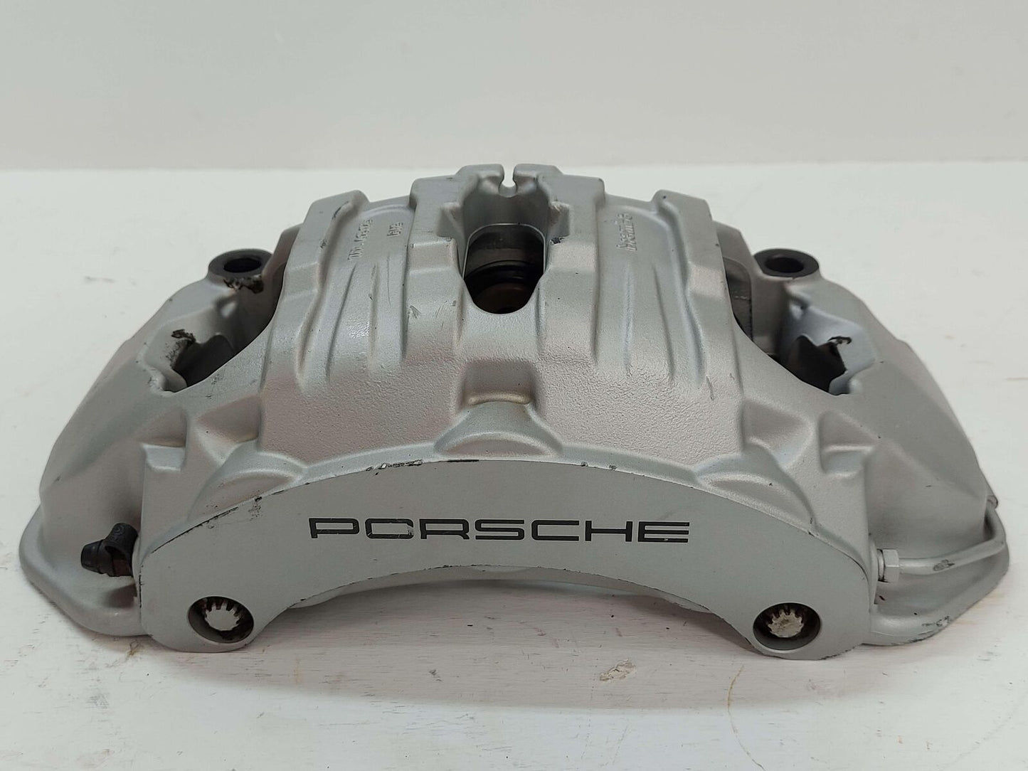 15-16 PORSCHE MACAN 95B S FRONT LEFT BRAKE CALIPER SET R H GRAY *CHIPS IN PAINT*