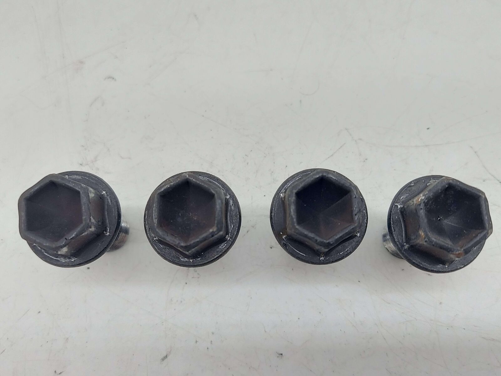 2016 MCLAREN 540C WHEEL LUG NUTS SET OF 20