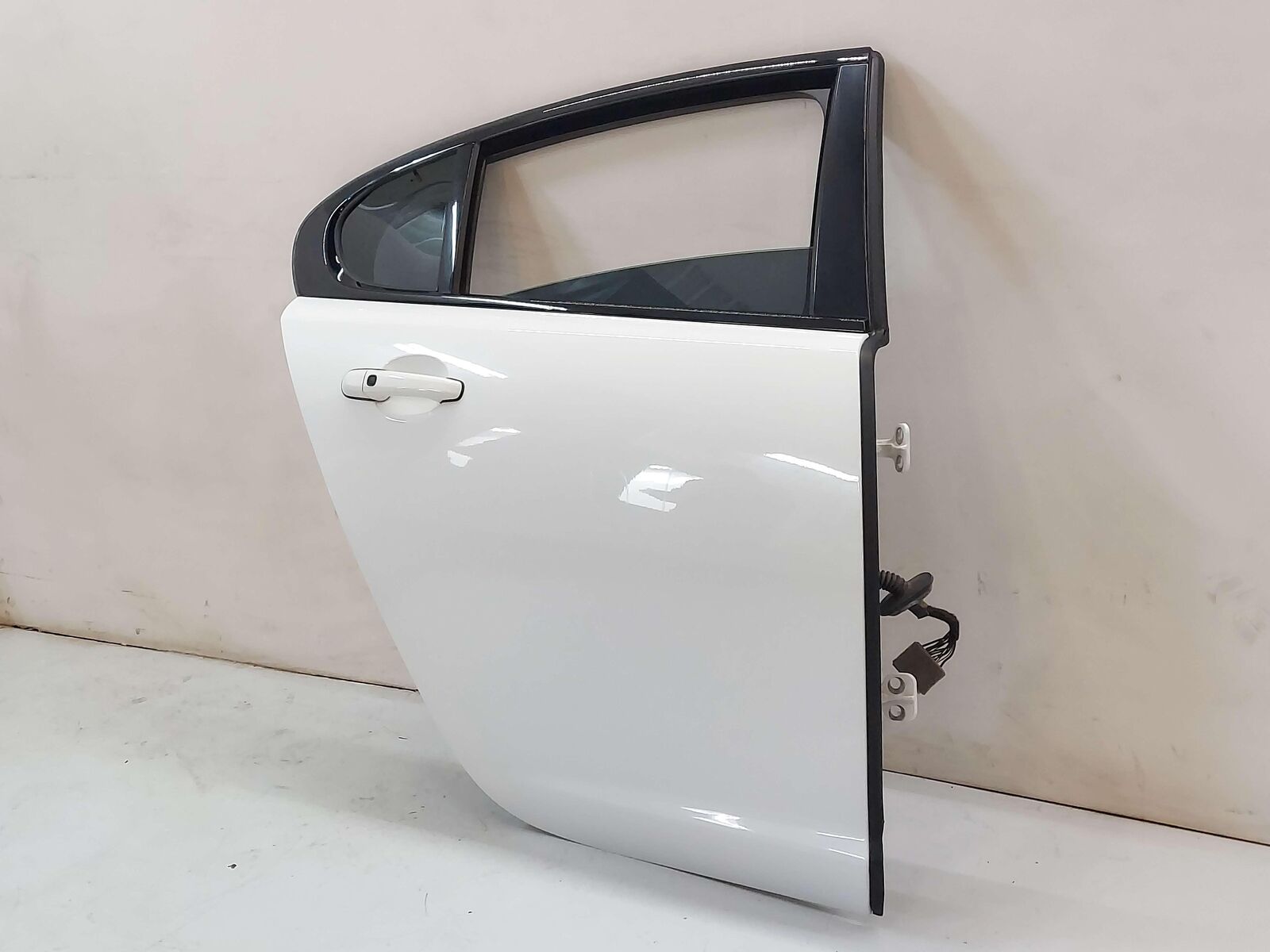 09-15 JAGUAR XF X250 REAR RIGHT DOOR POLARIS WHITE C2Z2013 C2Z28400 C2Z28406