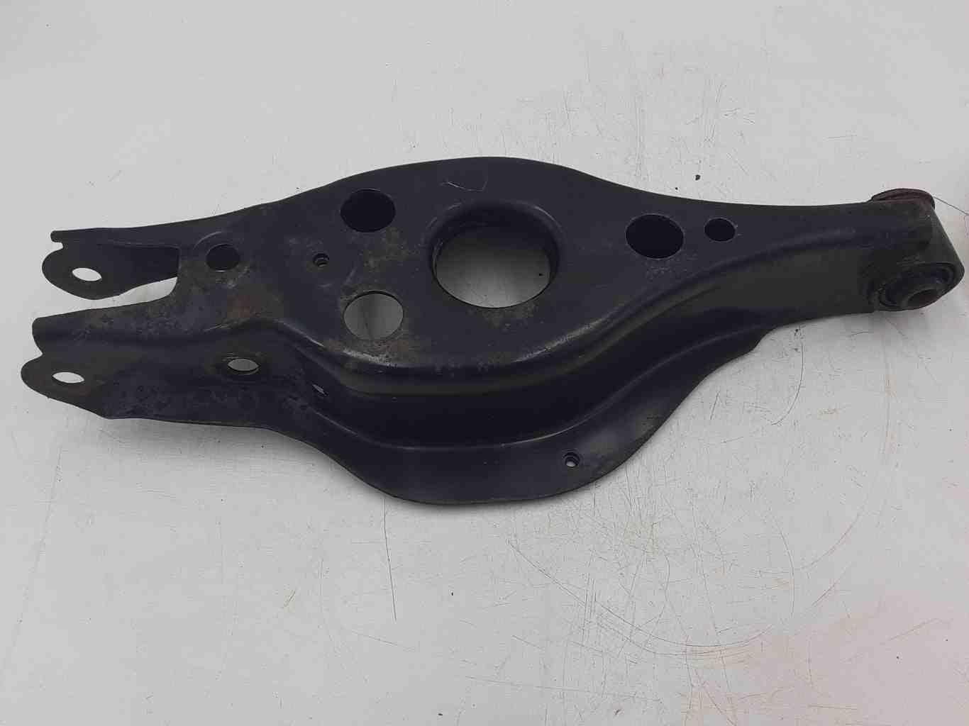 15-19 LEXUS RC350 REAR RH RIGHT LOWER CONTROL ARM SPRING MOUNT 4873030140